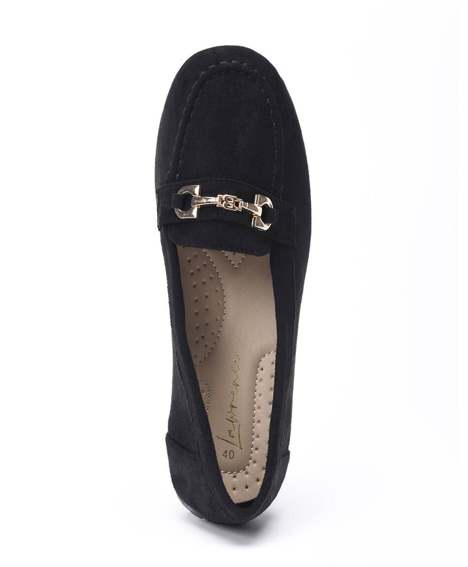 Mocas&iacute;n mujer hebilla dorada