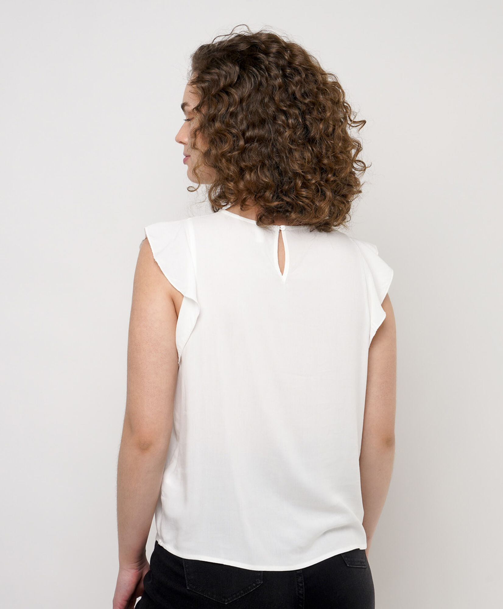 Blusa mujer vuelitos en mangas Blusa mujer vuelitos en mangas