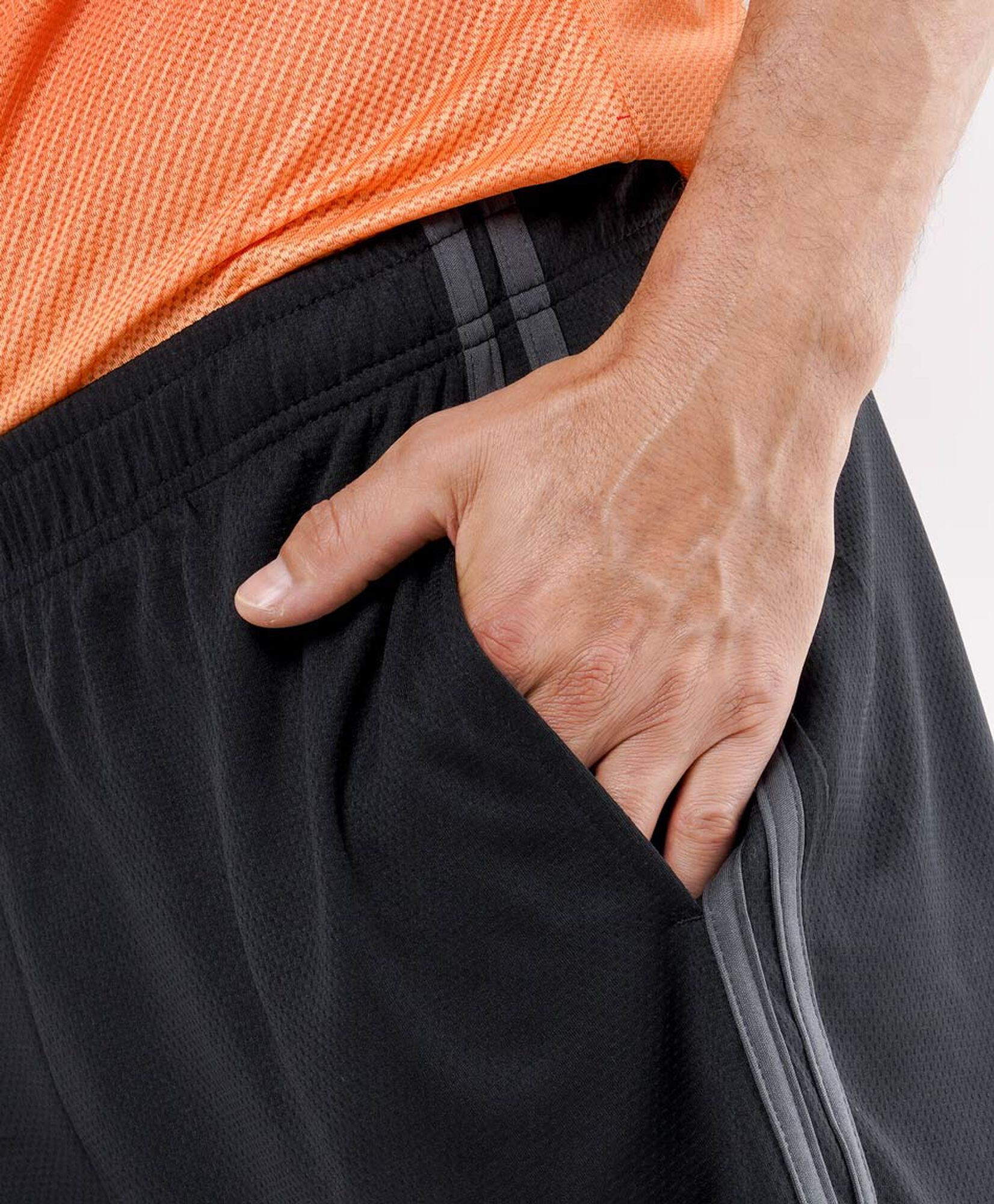 Short deportivo hombre malla líneas Short deportivo hombre malla líneas