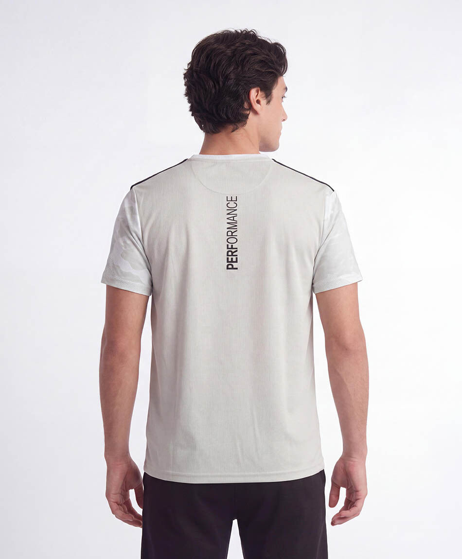 Polera deportiva hombre camuflaje