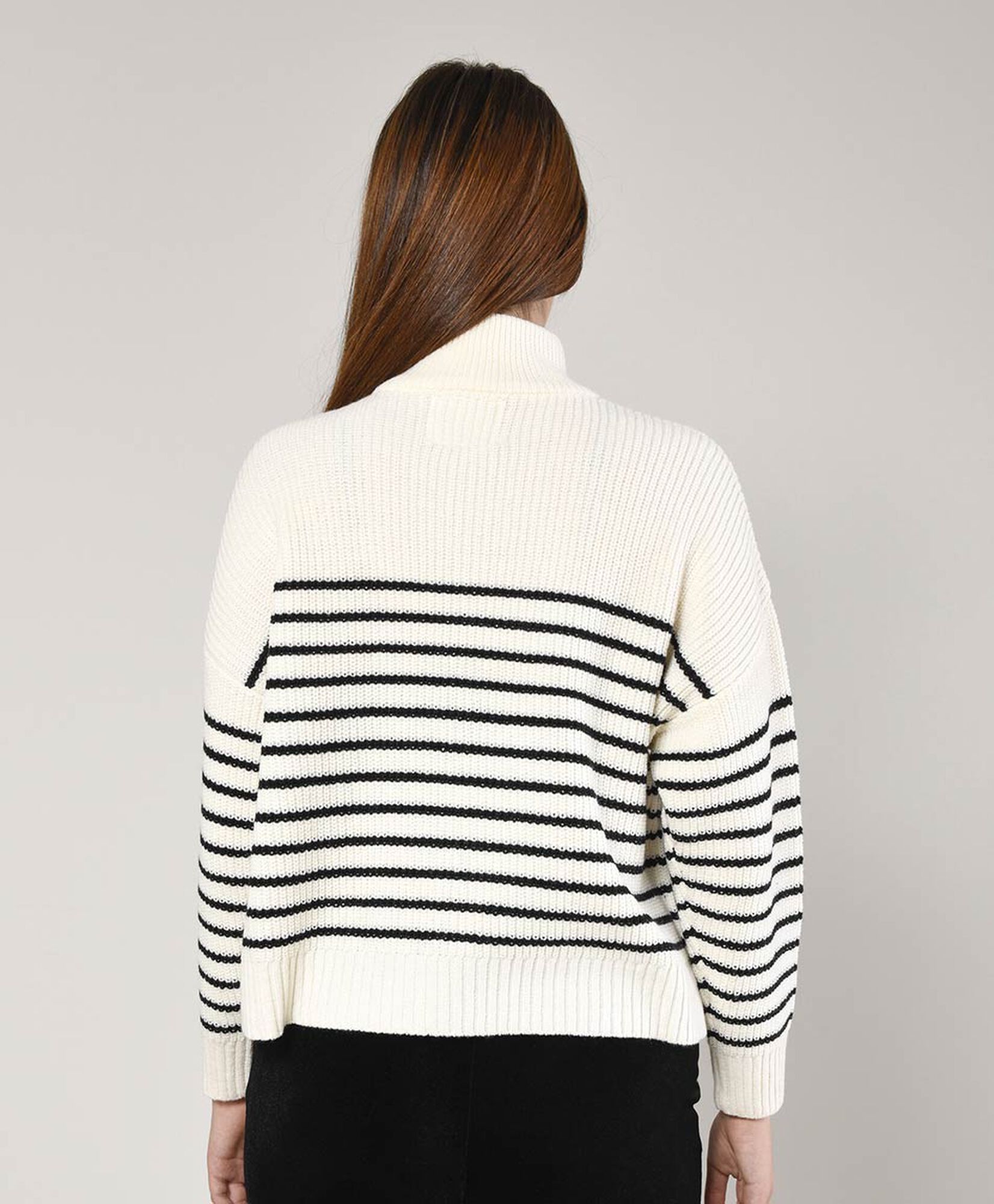 Sweater mujer líneas con cierre Sweater mujer líneas con cierre