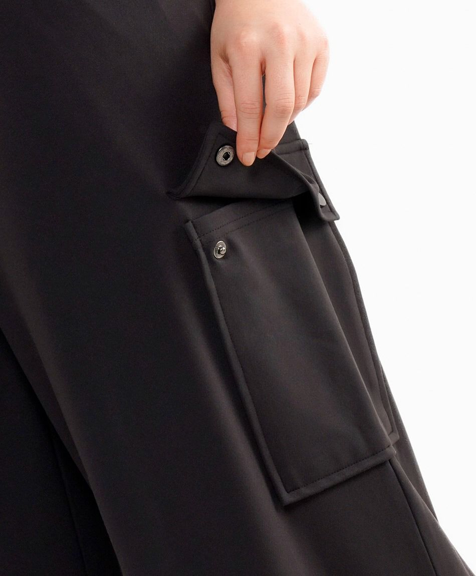 Pantal&oacute;n mujer cargo tiro alto
