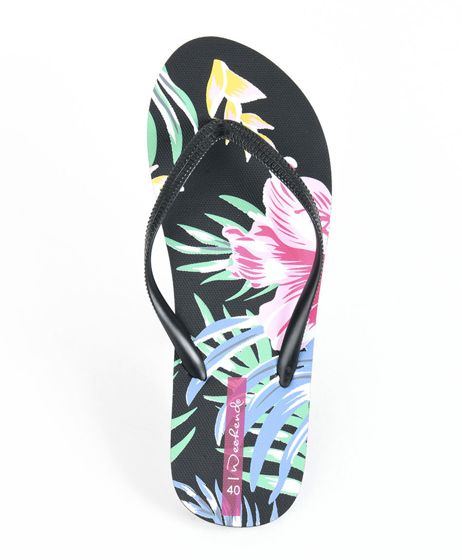 Hawaiana mujer hojas