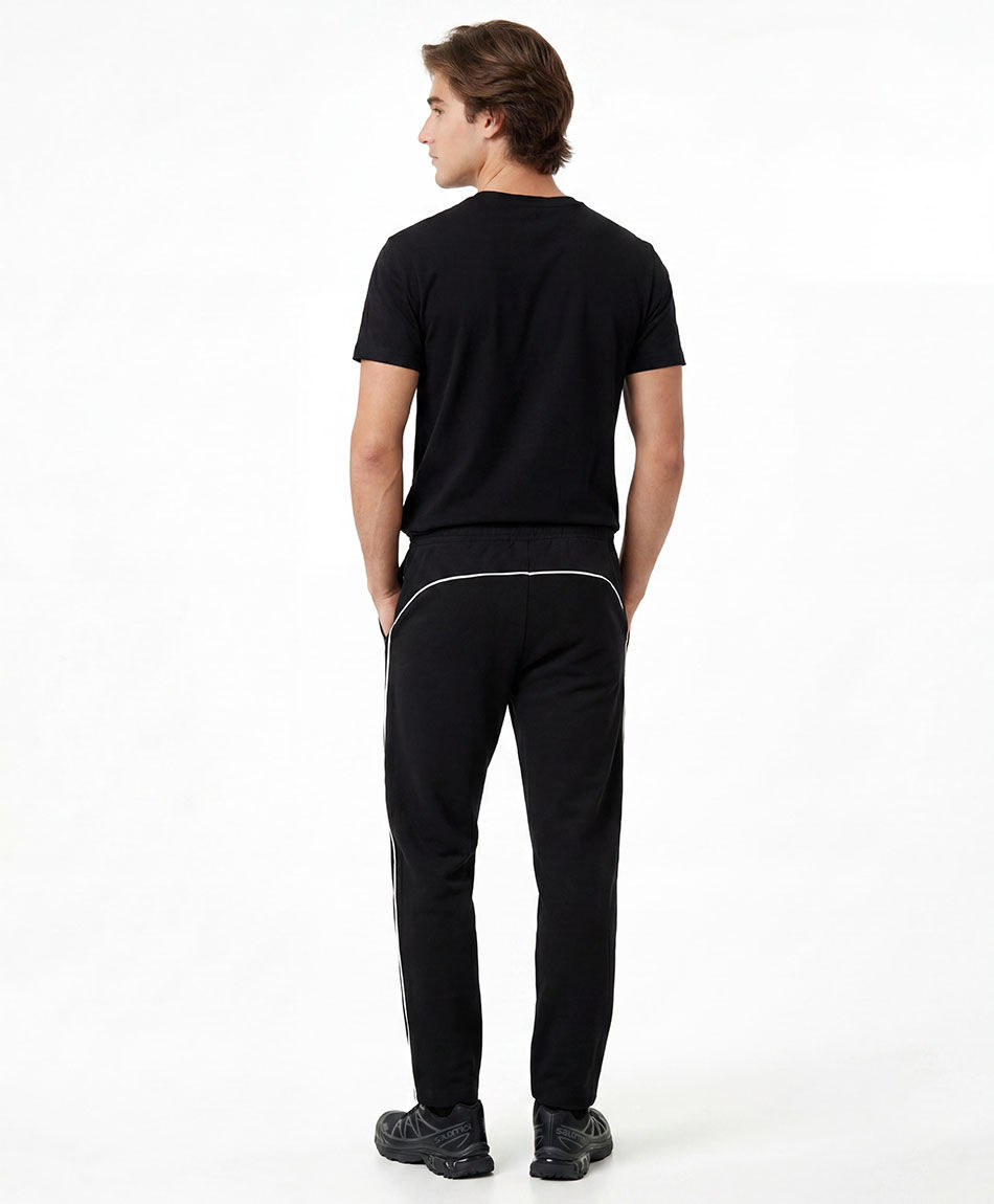 Pantal&oacute;n deportivo hombre l&iacute;neas piping