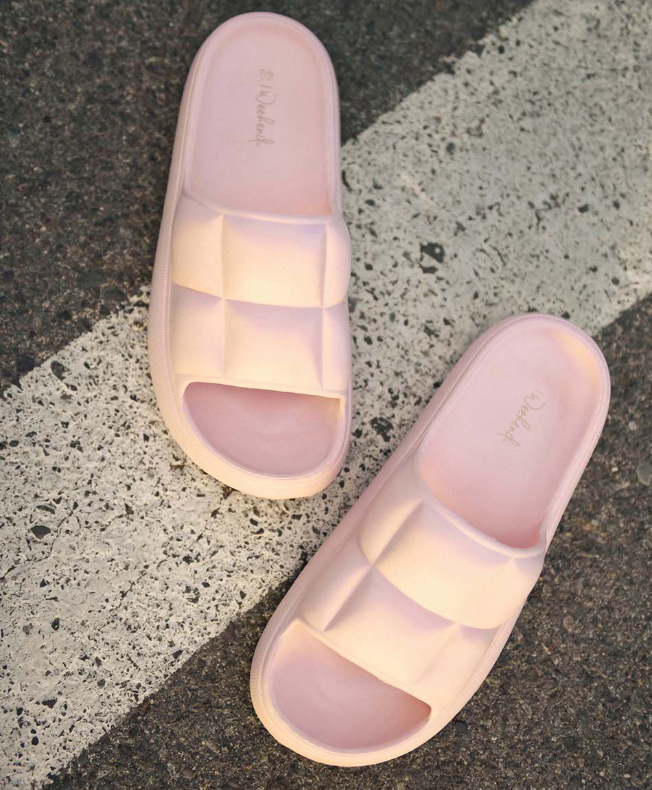 Sandalia mujer cuadritos