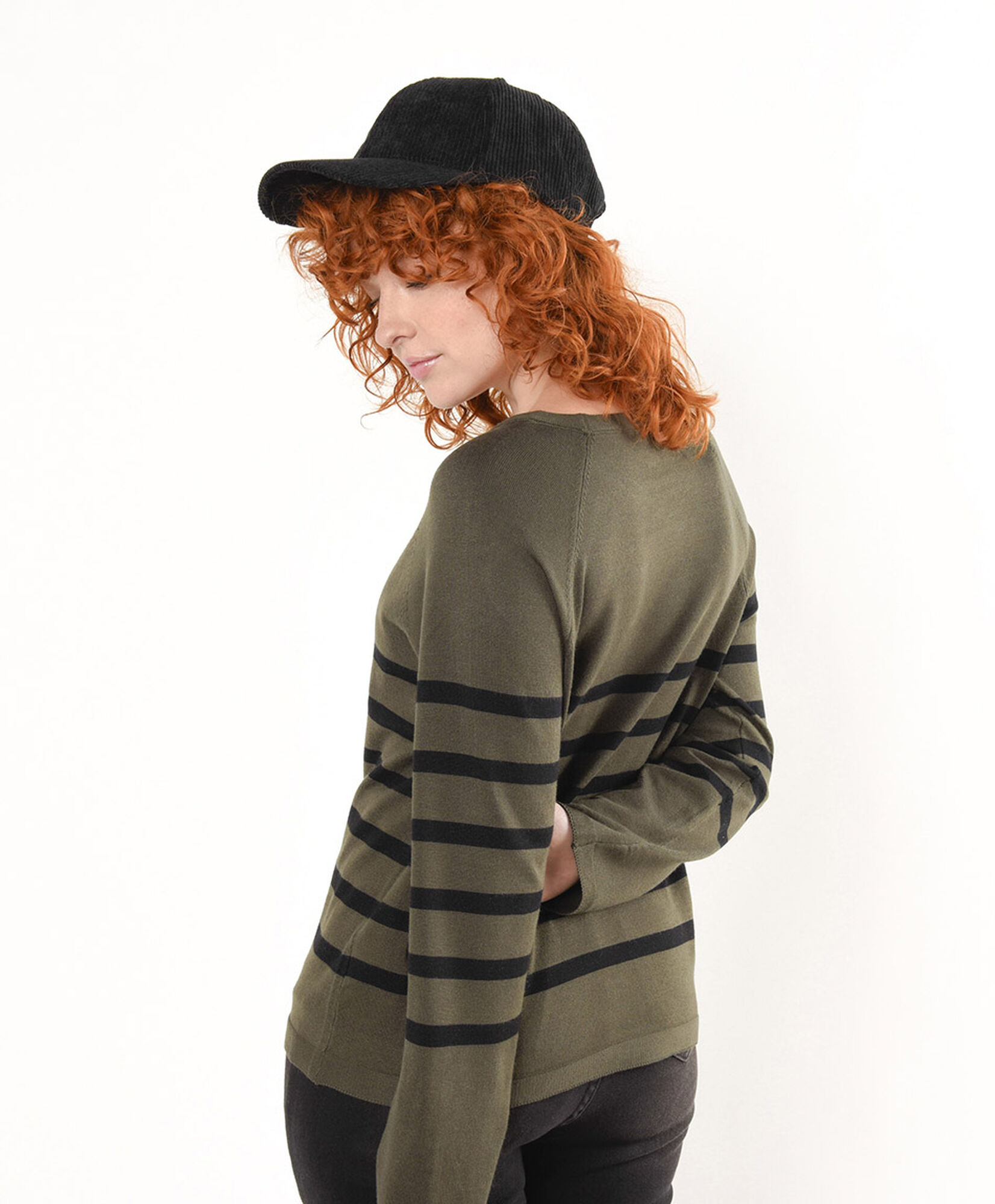 Sweater mujer líneas verde oscuro Sweater mujer líneas verde oscuro