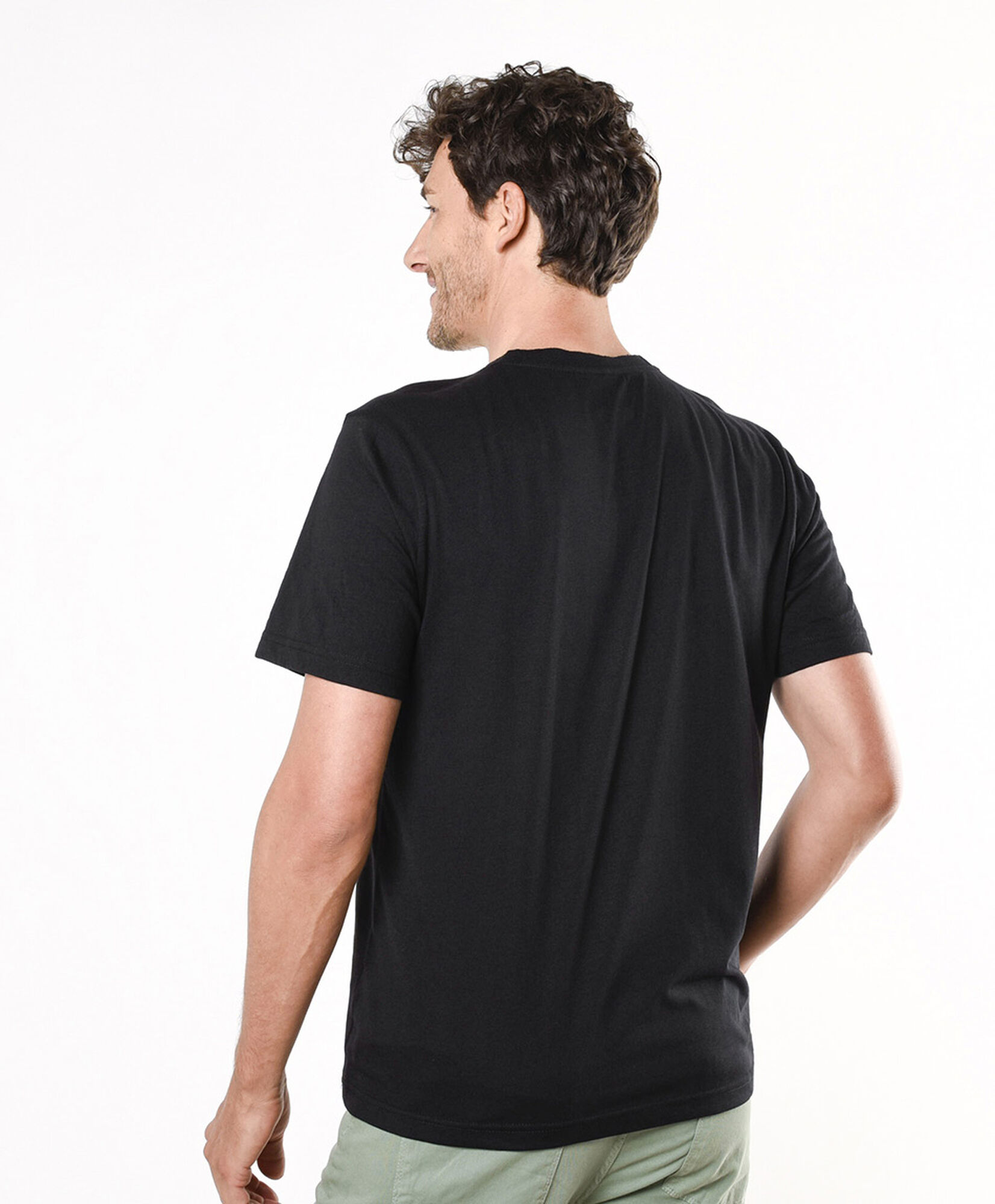 Polera hombre texto cuello Polera hombre texto cuello