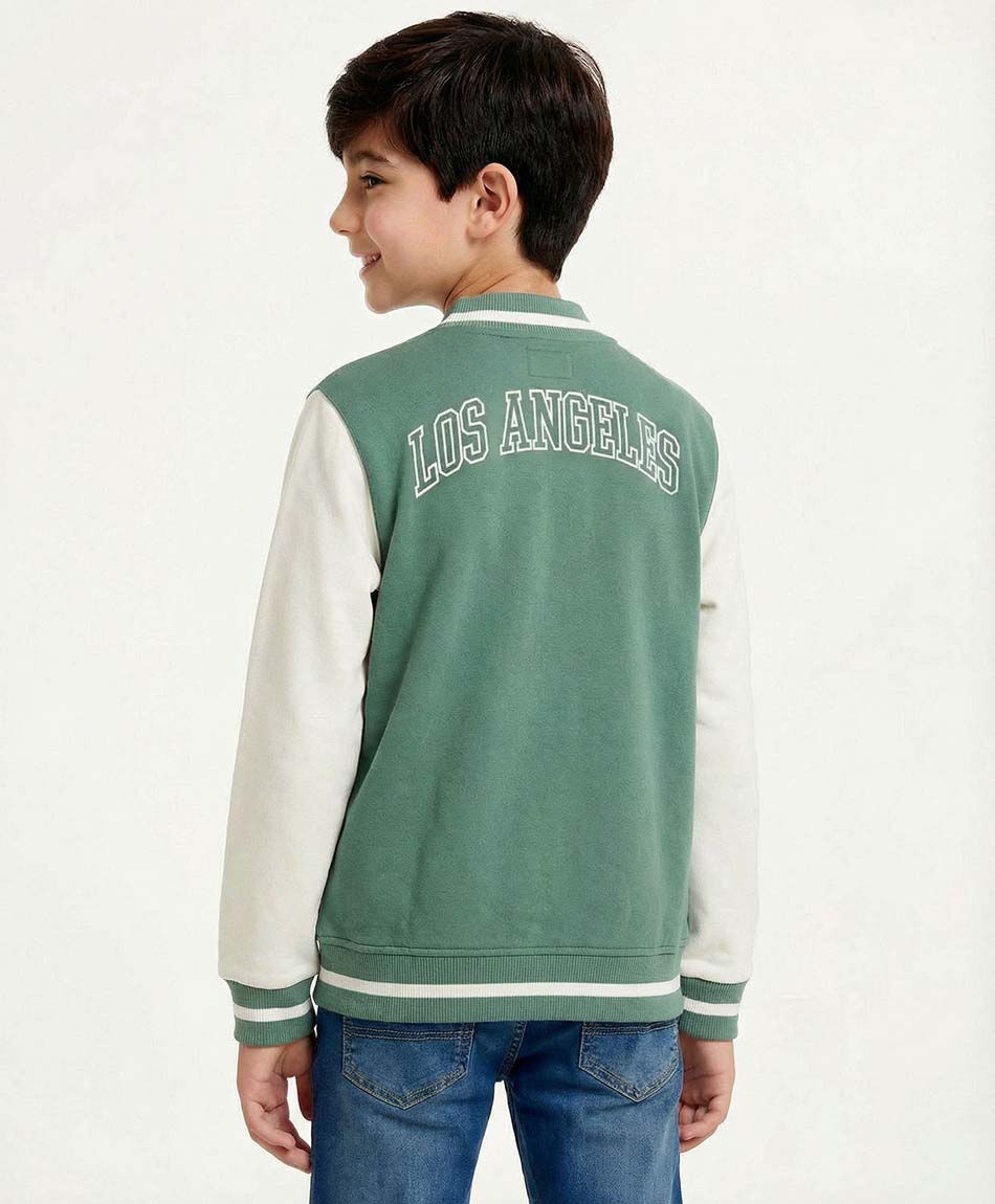 Chaqueta ni&ntilde;o estilo universitario