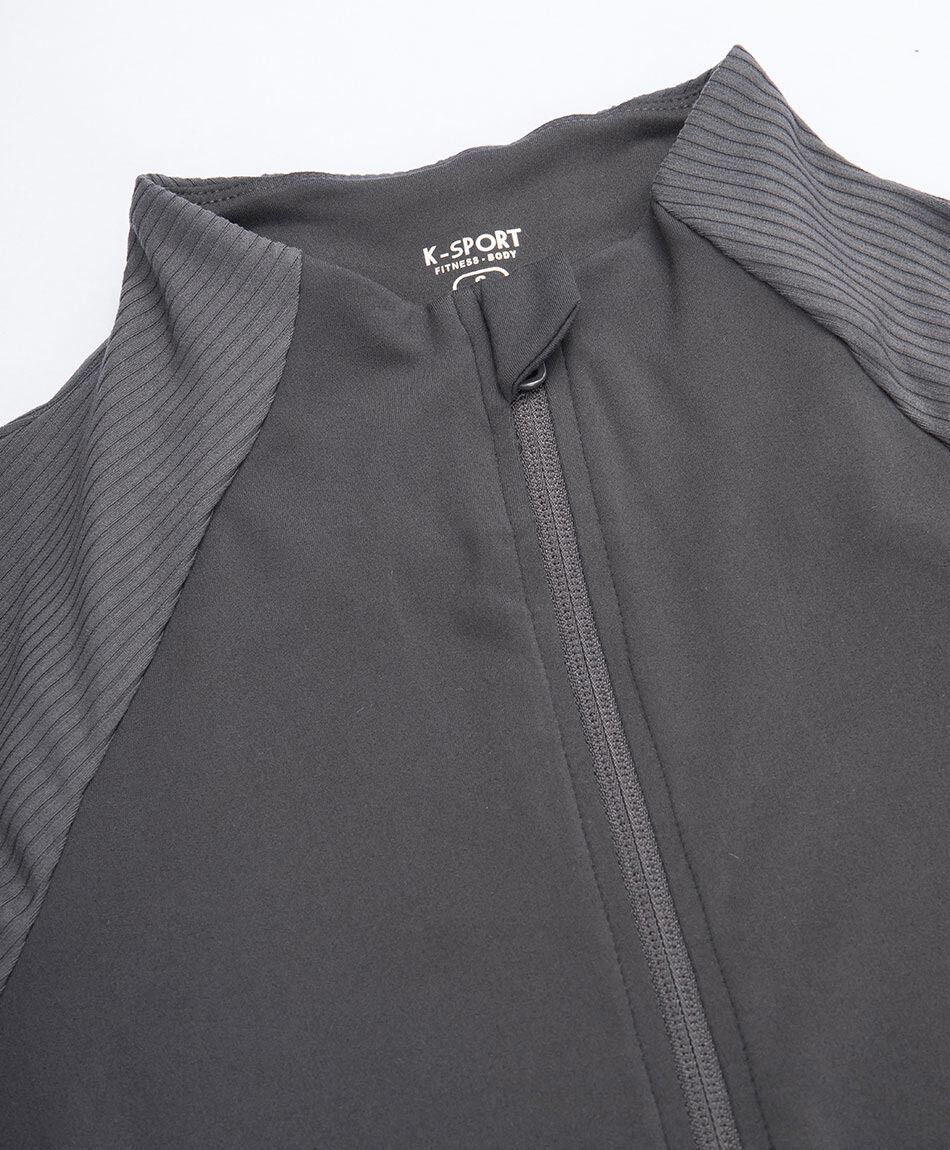 Poler&oacute;n deportivo mujer dise&ntilde;o texturizado