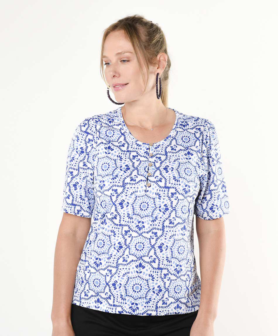 Polera mujer estampada botones