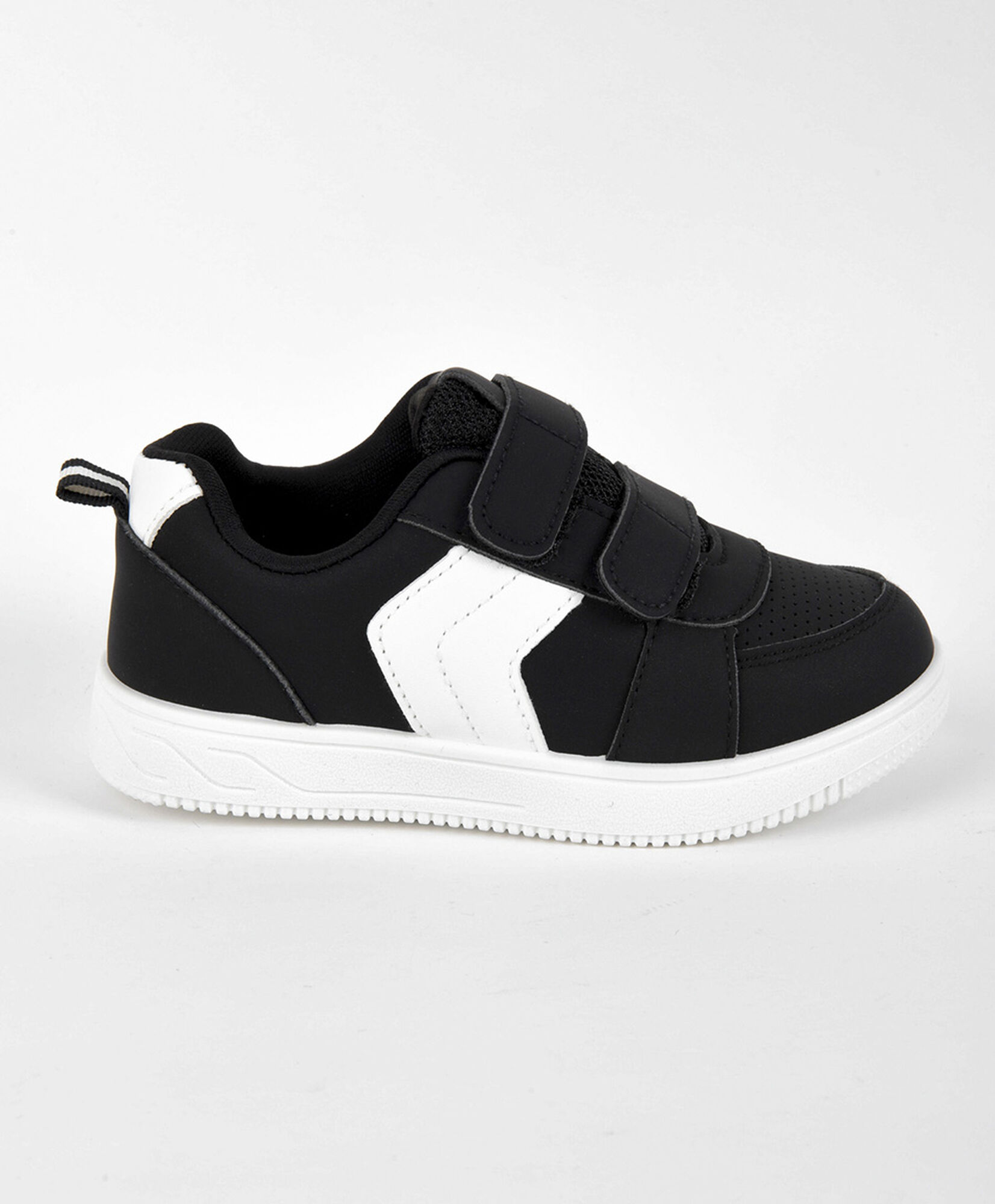 Zapatilla niño (26 a 31) flecha Zapatilla niño (26 a 31) flecha