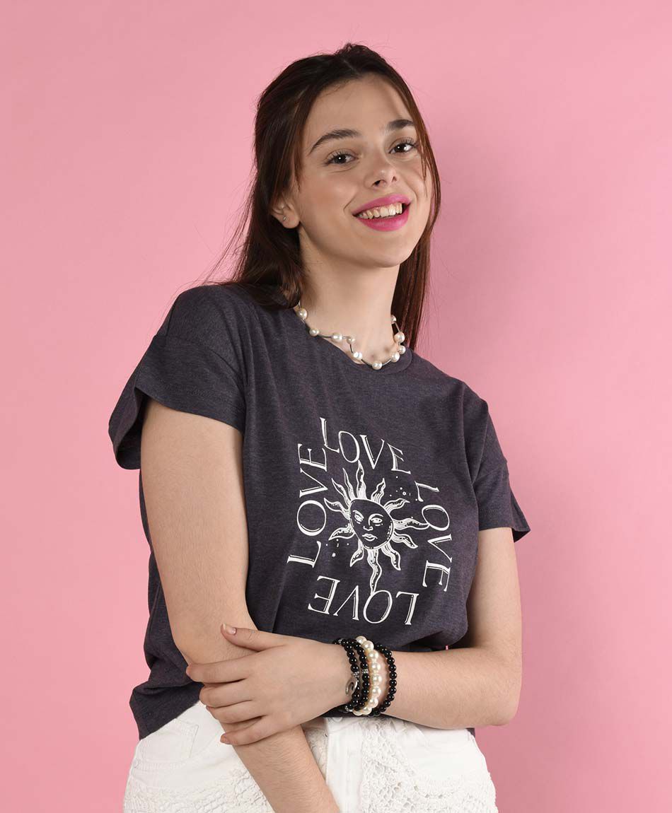 Polera manga corta cuello redondo