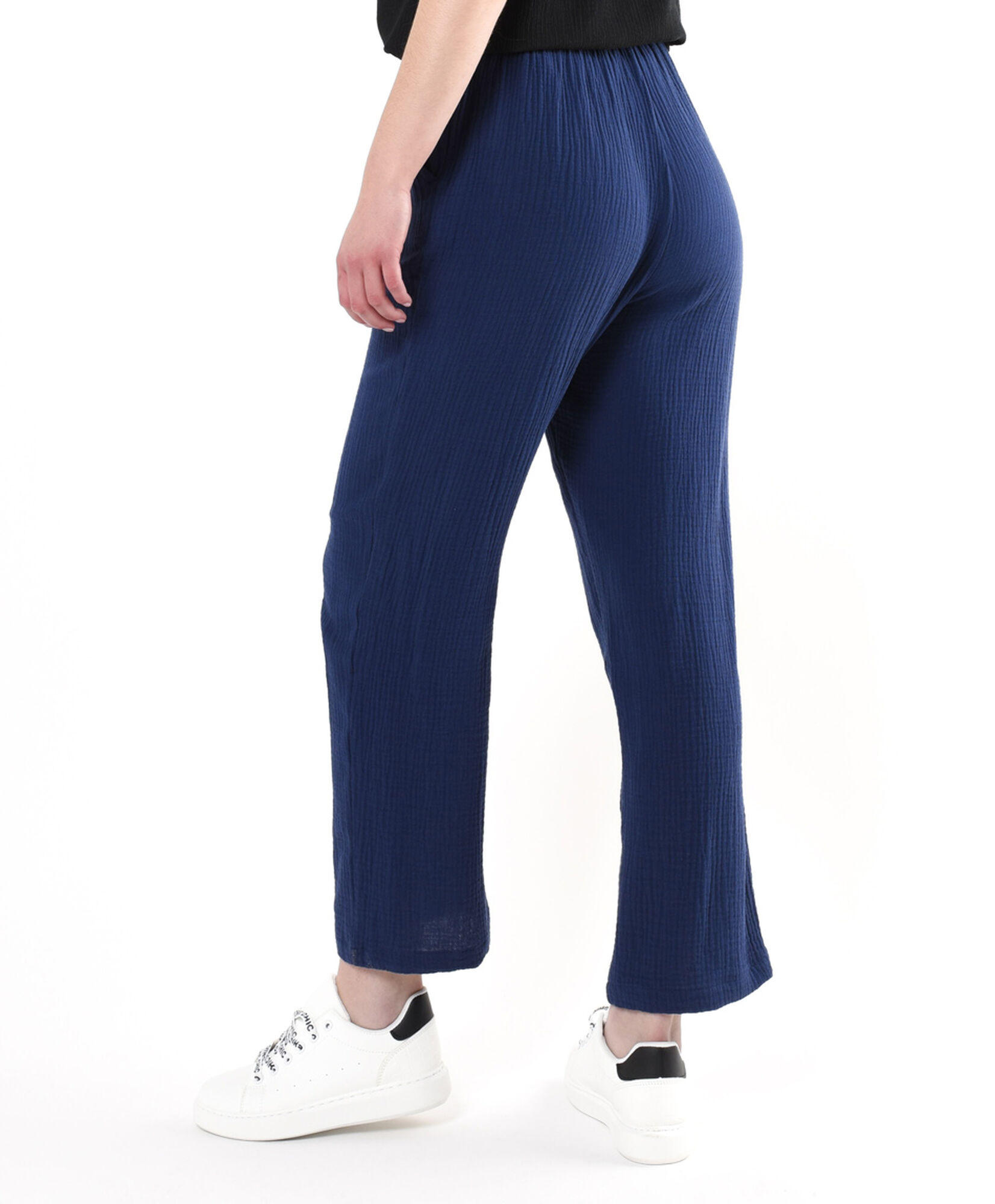 Pantalón mujer texturizado azul Pantalón mujer texturizado azul