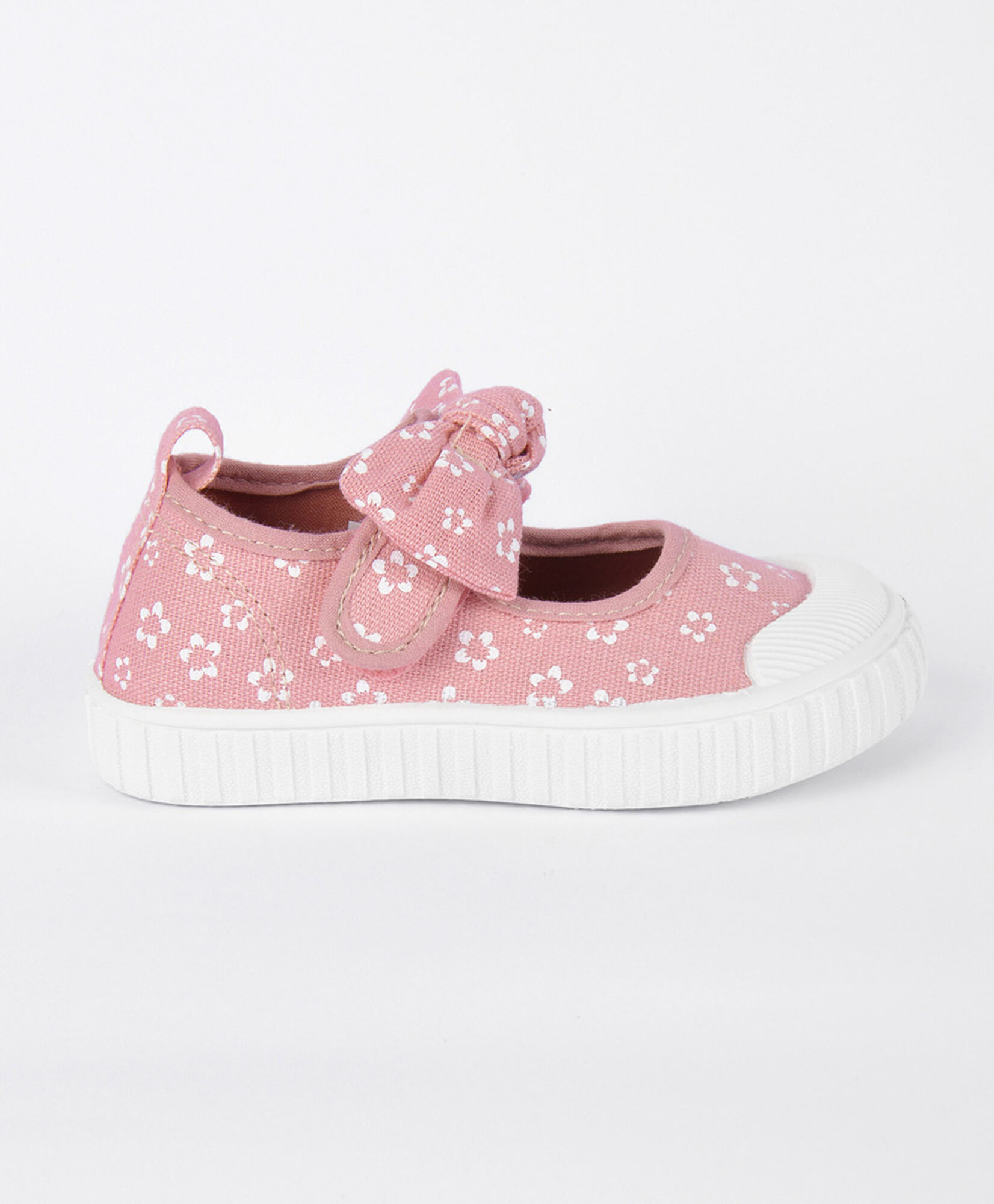 Zapato niña (20 a 25) florcitas Zapato niña (20 a 25) florcitas