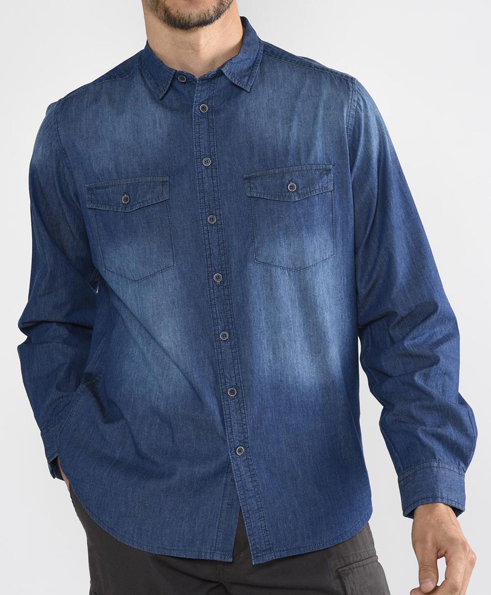 Camisa sin estampado manga larga Camisa sin estampado manga larga