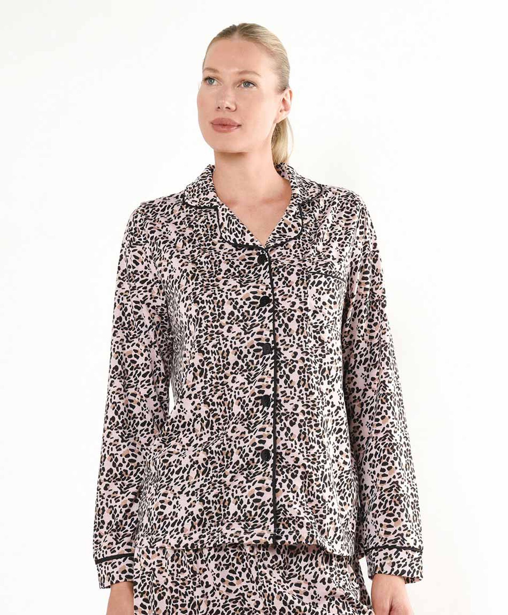 Pijama mujer camisero animal print Pijama mujer camisero animal print