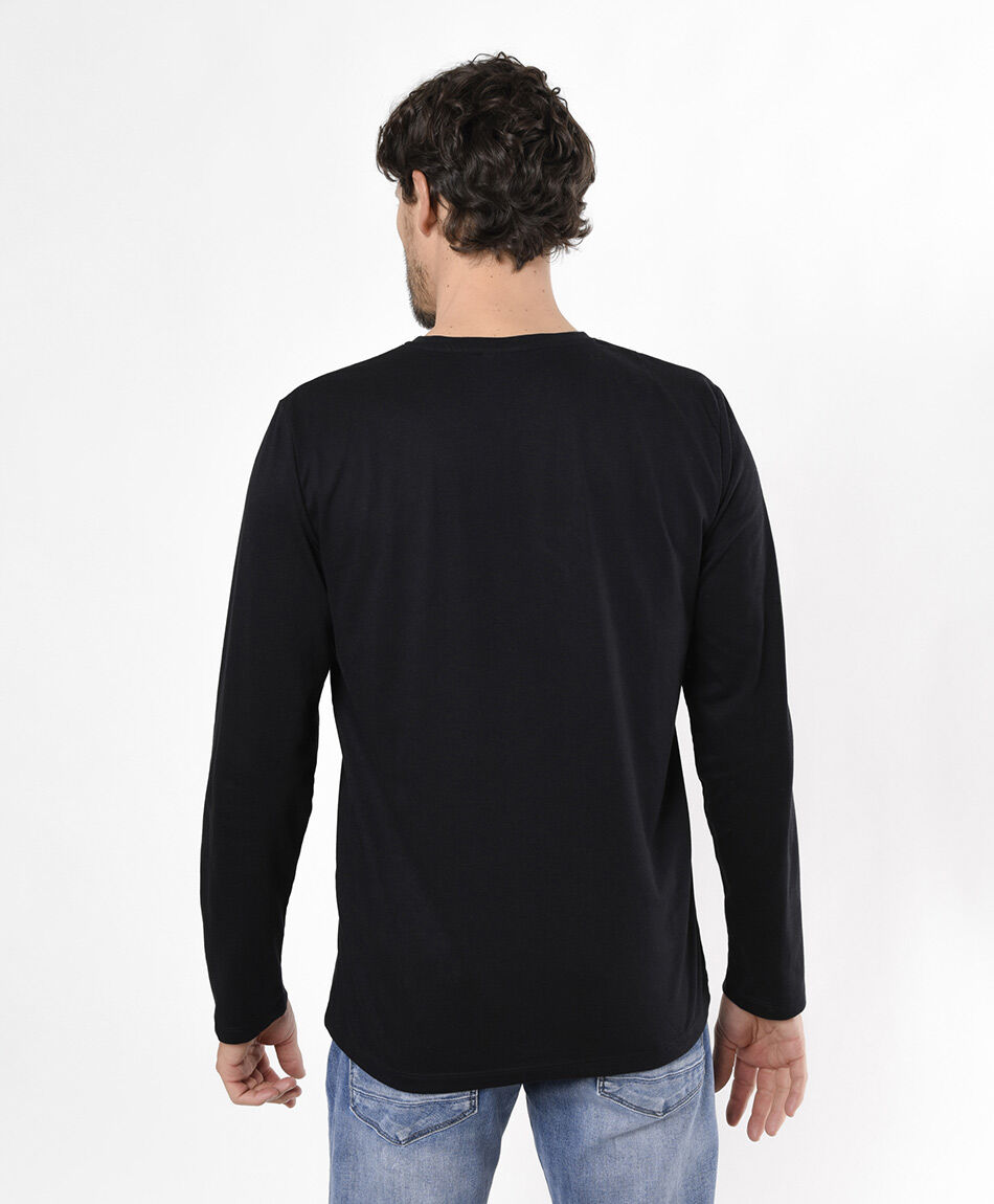 Polera hombre bolsillo con cierre