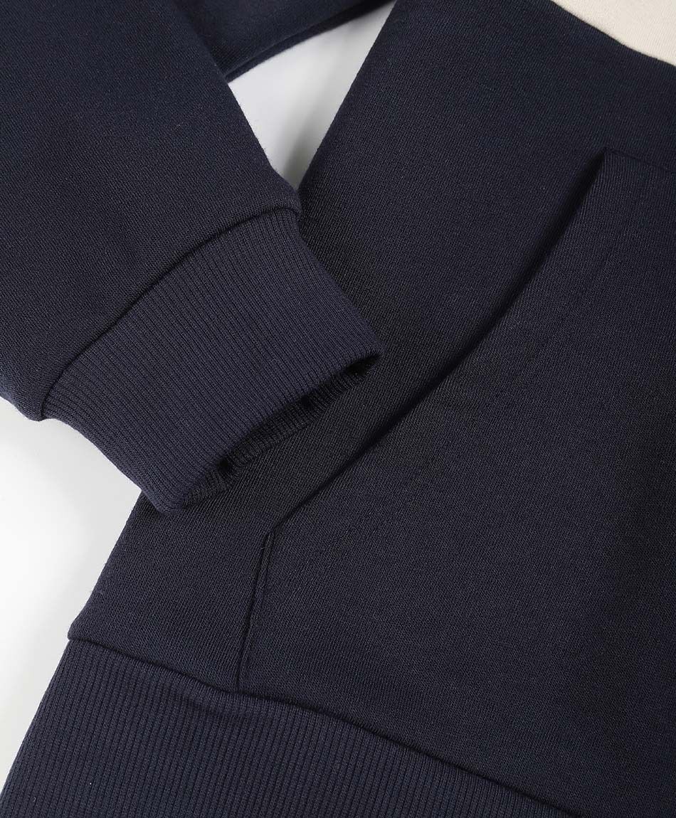 Poler&oacute;n hombre canguro linea blanca