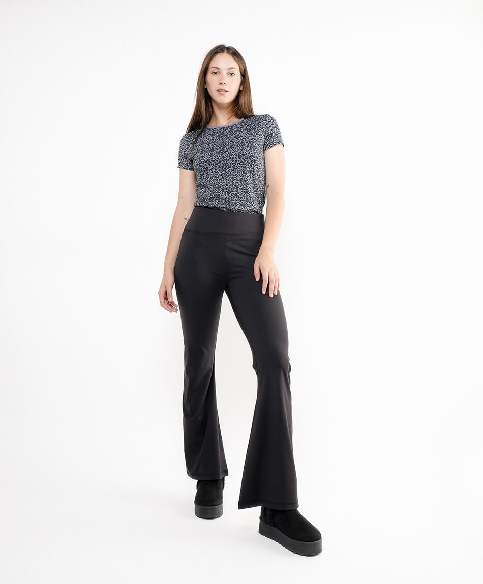 Pantal&oacute;n mujer flare tiro alto