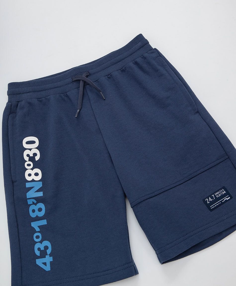 Short ni&ntilde;o coordenadas