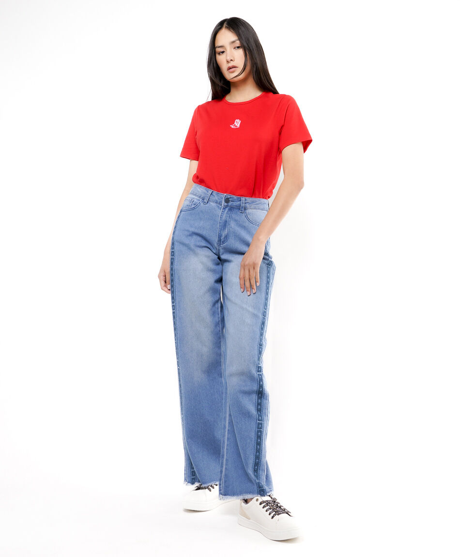 Jeans mujer l&iacute;neas bordadas