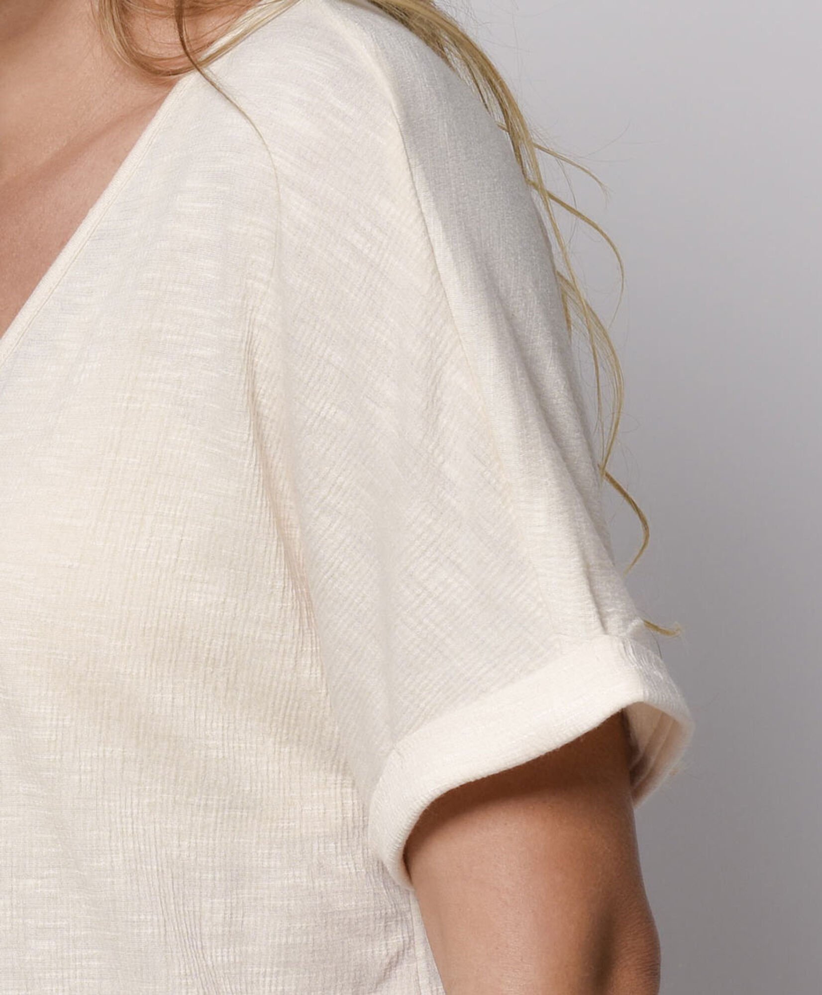 Polera mujer encaje espalda Polera mujer encaje espalda