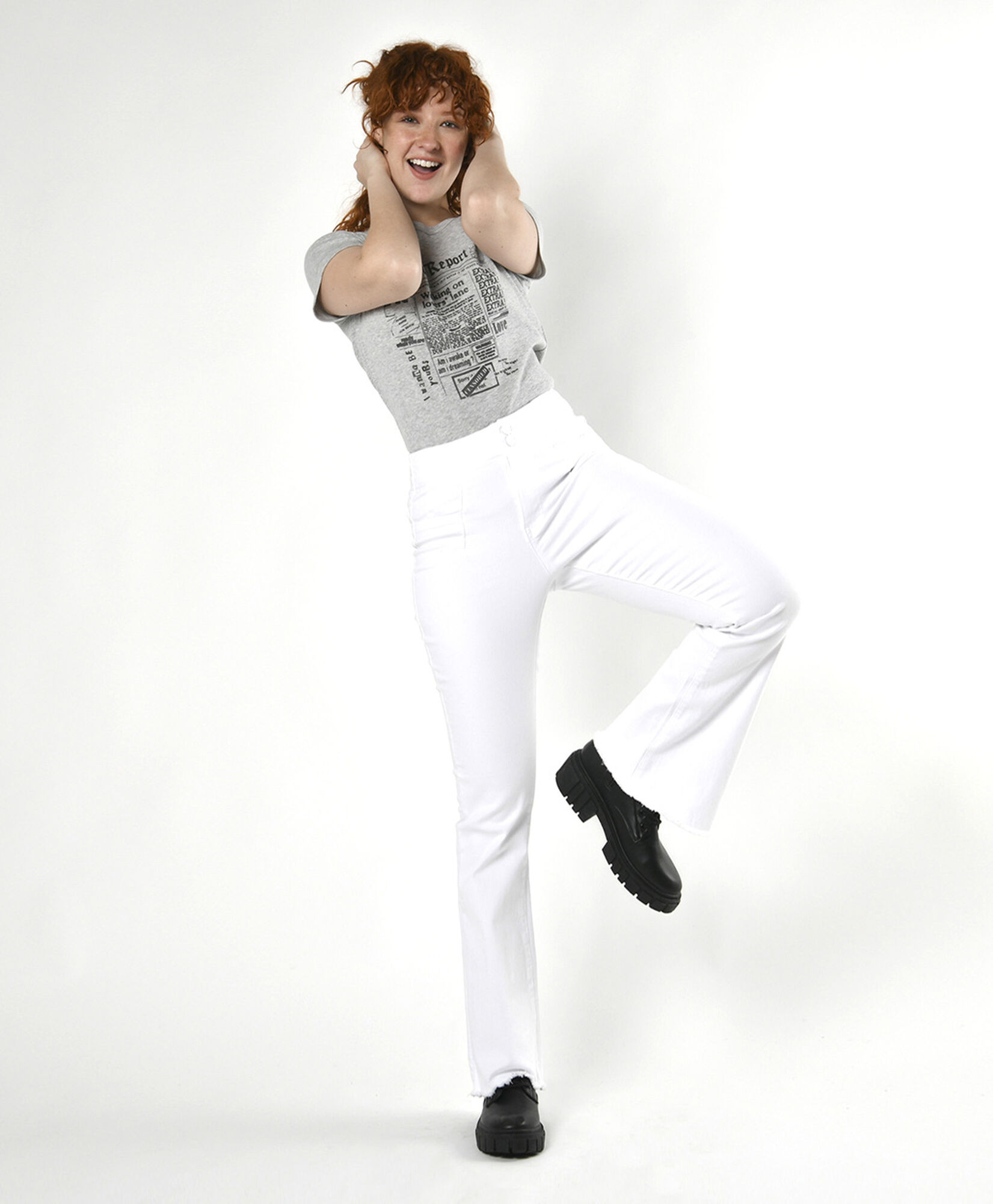 Jeans mujer pinzas flare Jeans mujer pinzas flare