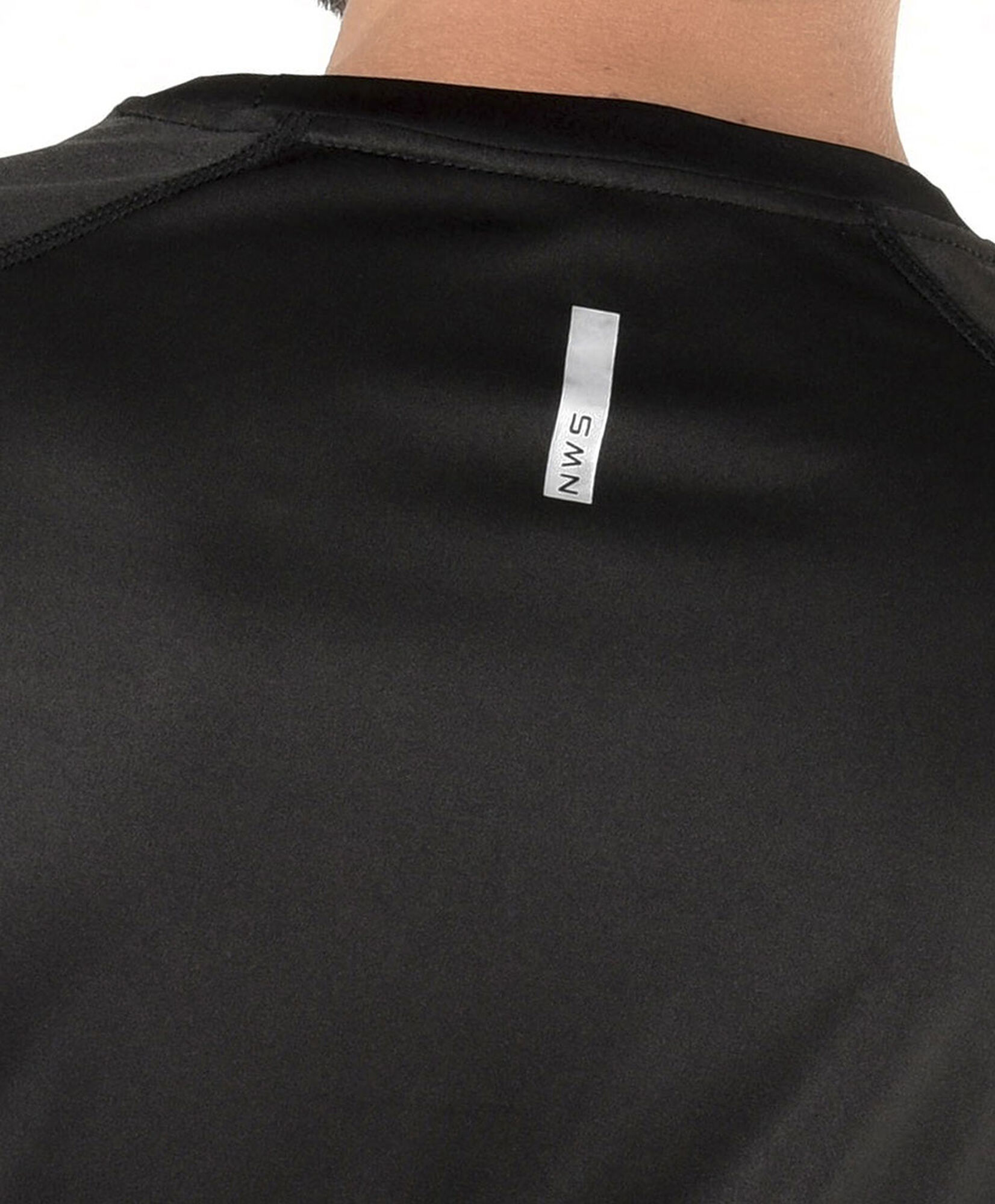 Polera deportiva hombre primera capa Polera deportiva hombre primera capa
