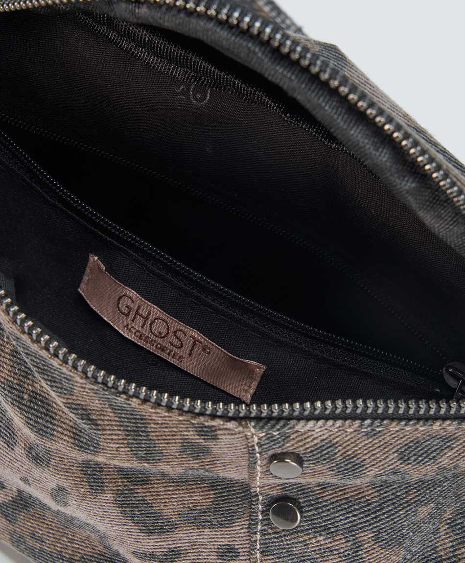 Banano mujer animal print