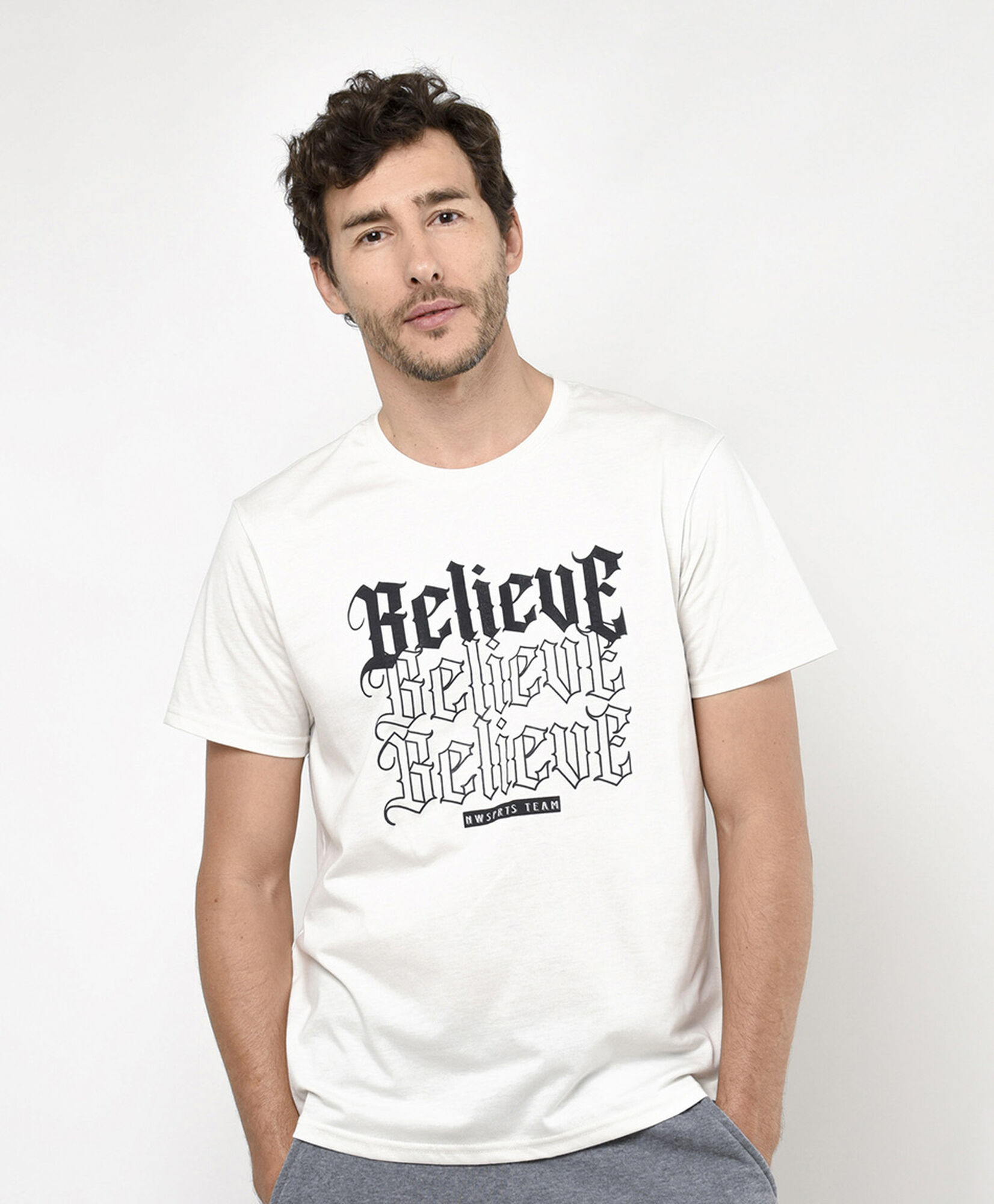 Polera deportiva hombre believe Polera deportiva hombre believe
