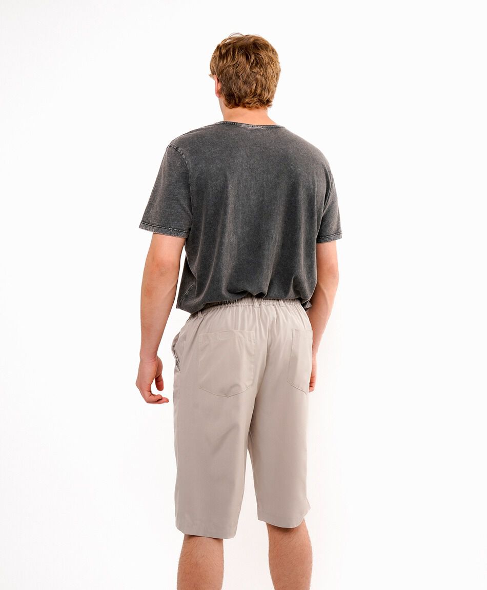 Bermuda hombre estilo surf