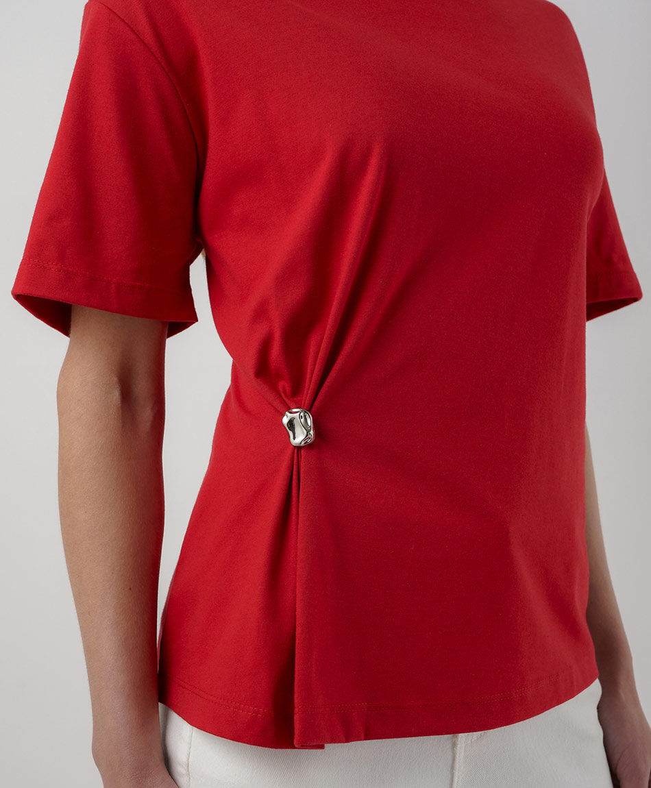 Polera mujer accesorio lateral