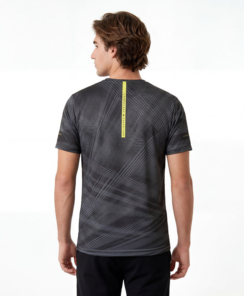 Polera deportiva hombre negra l&iacute;neas