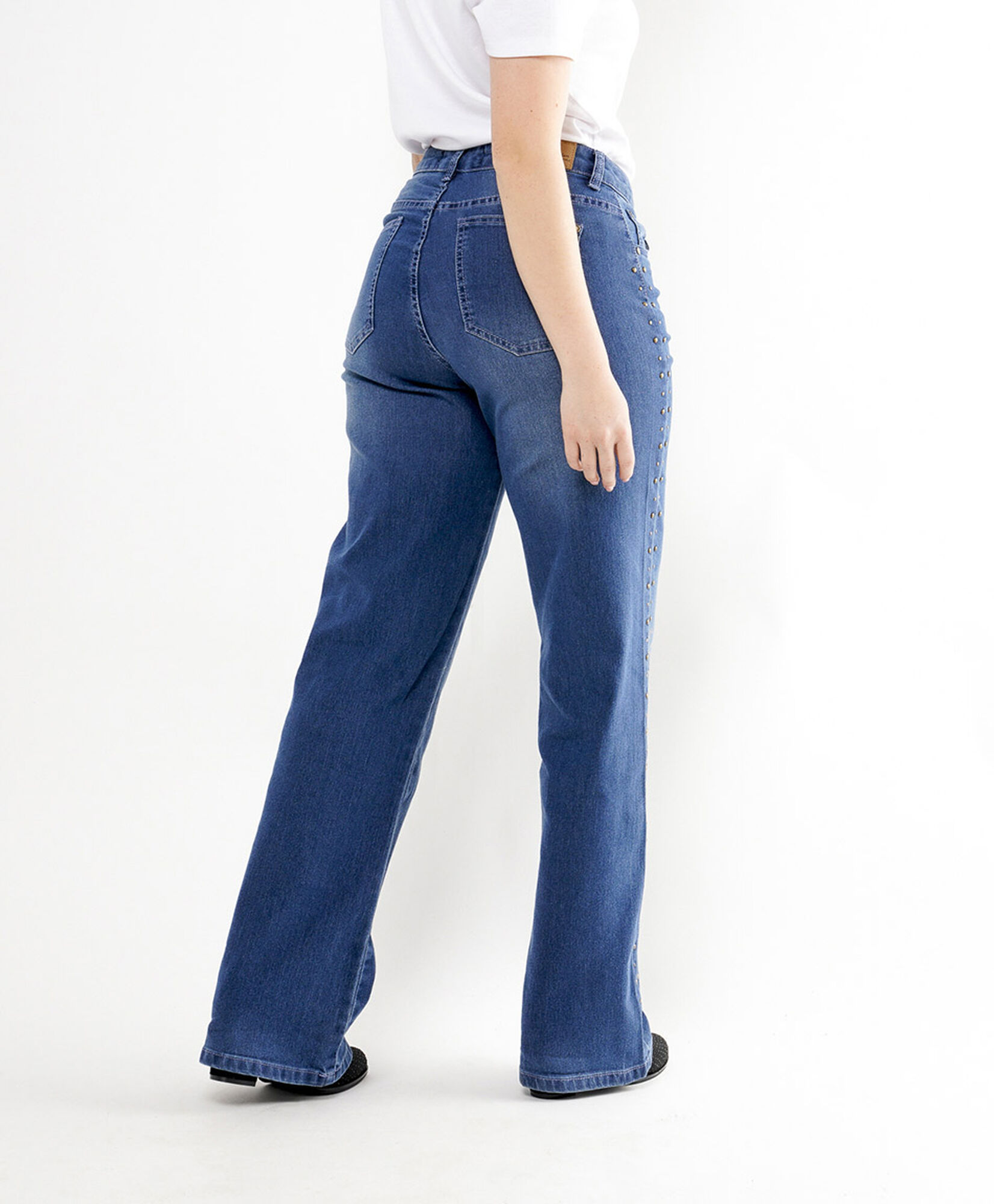 Jeans mujer tachas laterales wide Jeans mujer tachas laterales wide