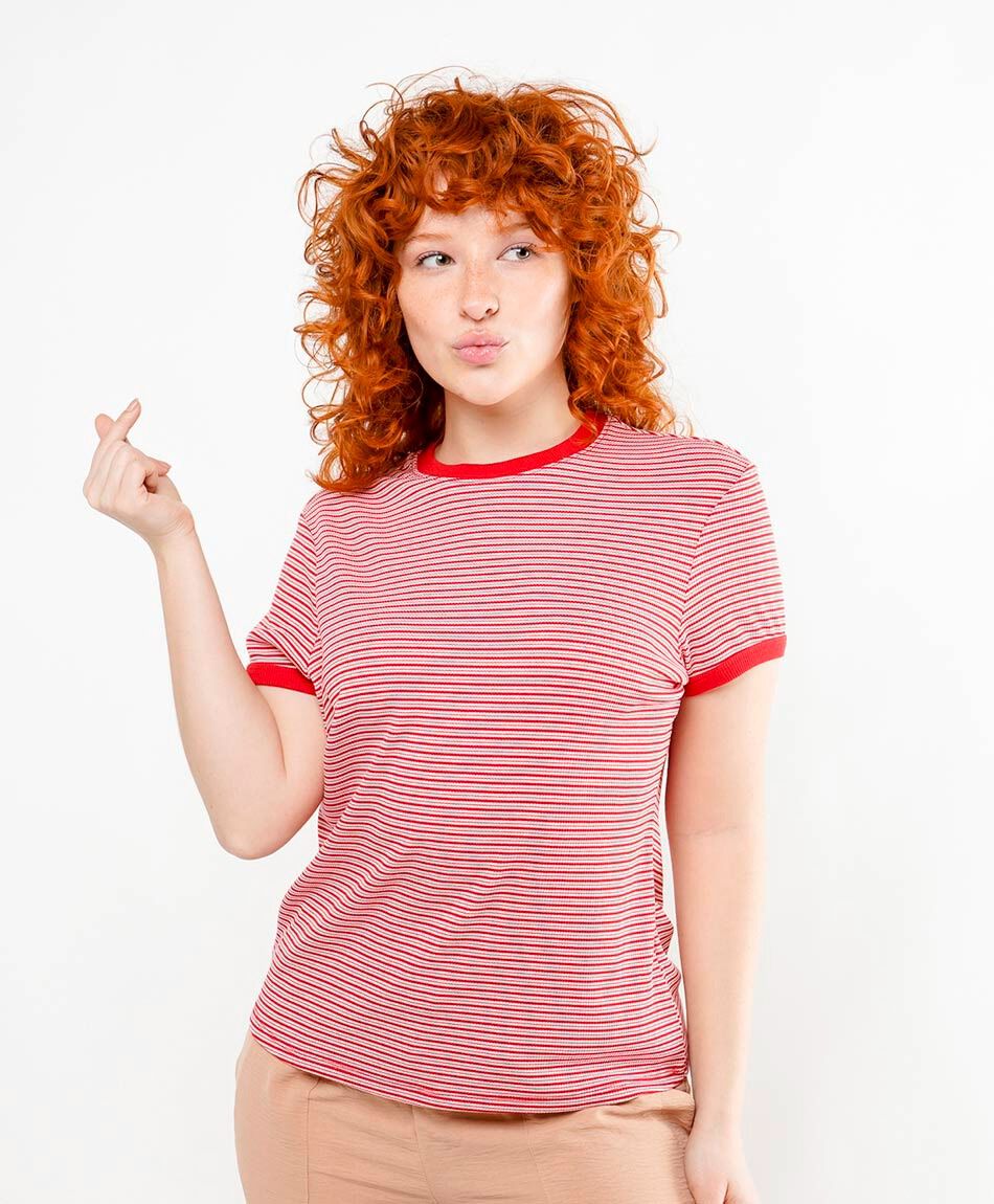 Polera mujer rayas bordes rojo