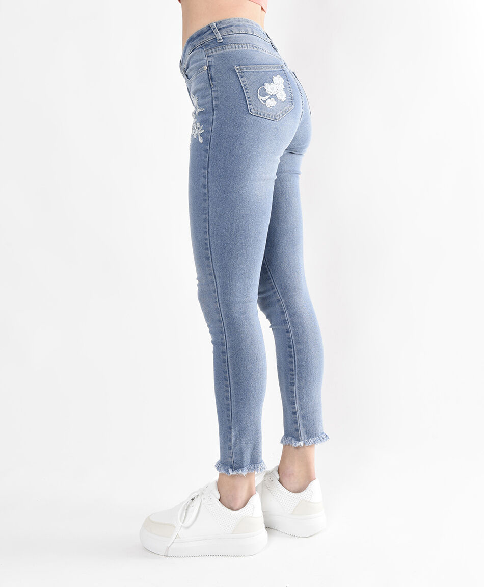 Jeans mujer bordados skinny fit