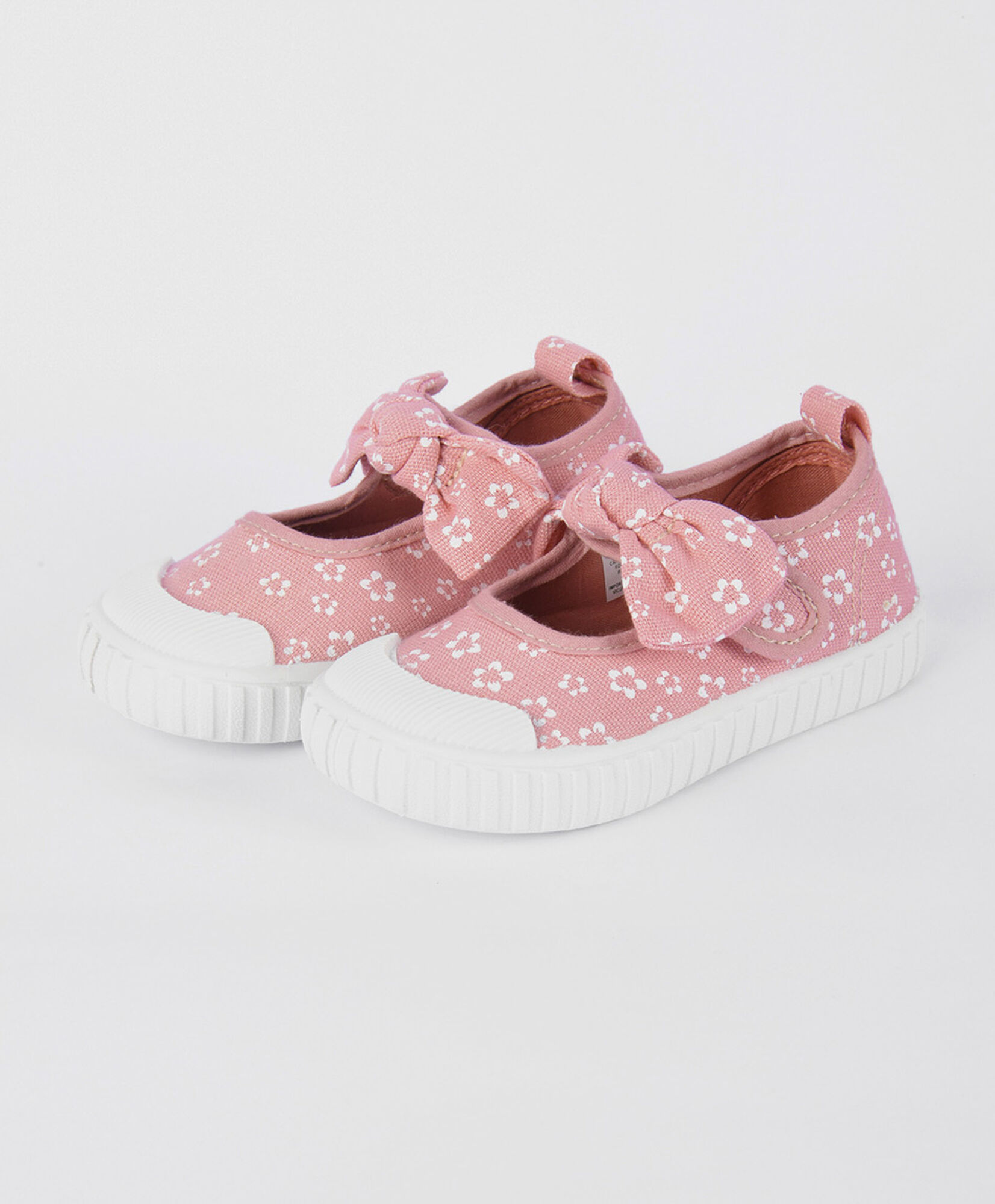 Zapato niña (20 a 25) florcitas Zapato niña (20 a 25) florcitas