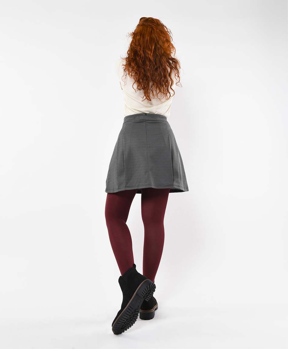 Mini falda mujer plisada