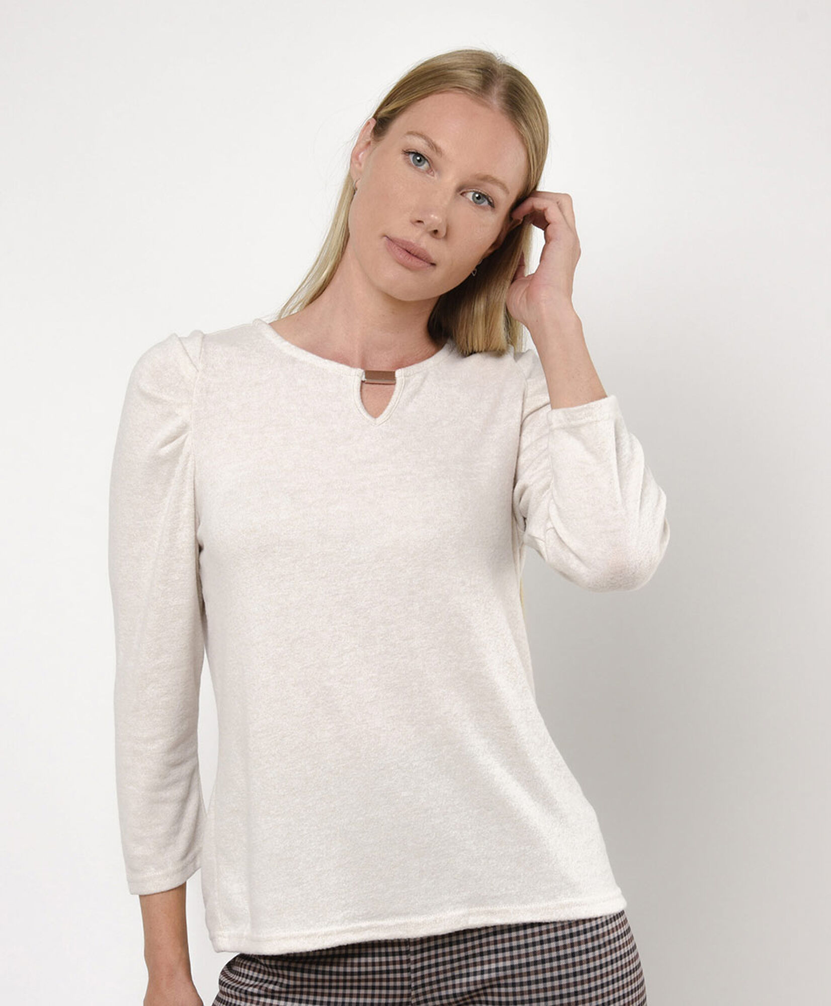 Polera mujer detalle cuello Polera mujer detalle cuello