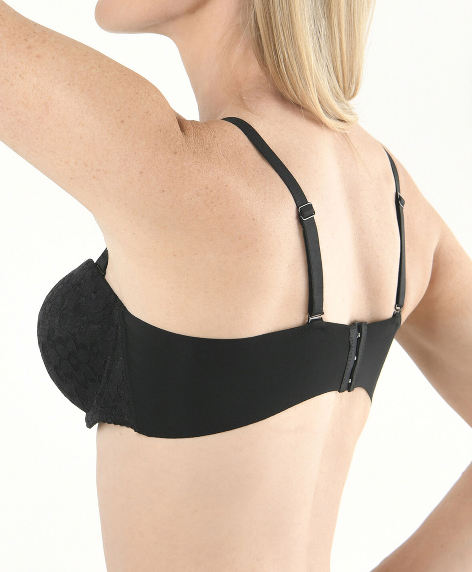 Sostén mujer diseño encajes push up Sostén mujer diseño encajes push up