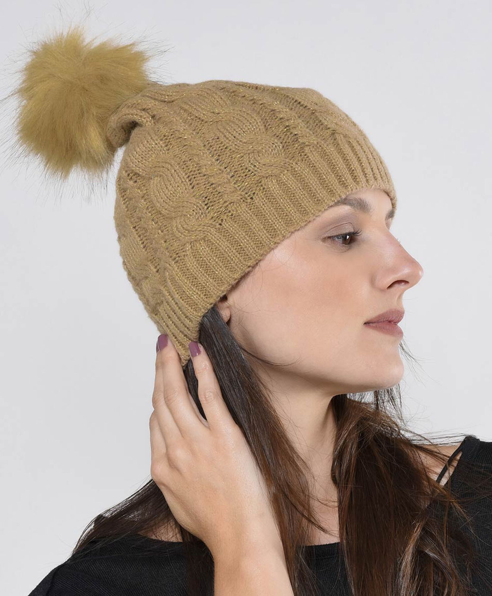Gorro mujer tejido trenzado Gorro mujer tejido trenzado