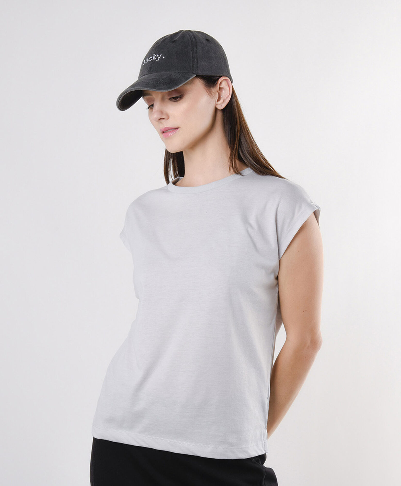 Polera mujer lisa básica gris cuadrada Polera mujer lisa básica gris cuadrada