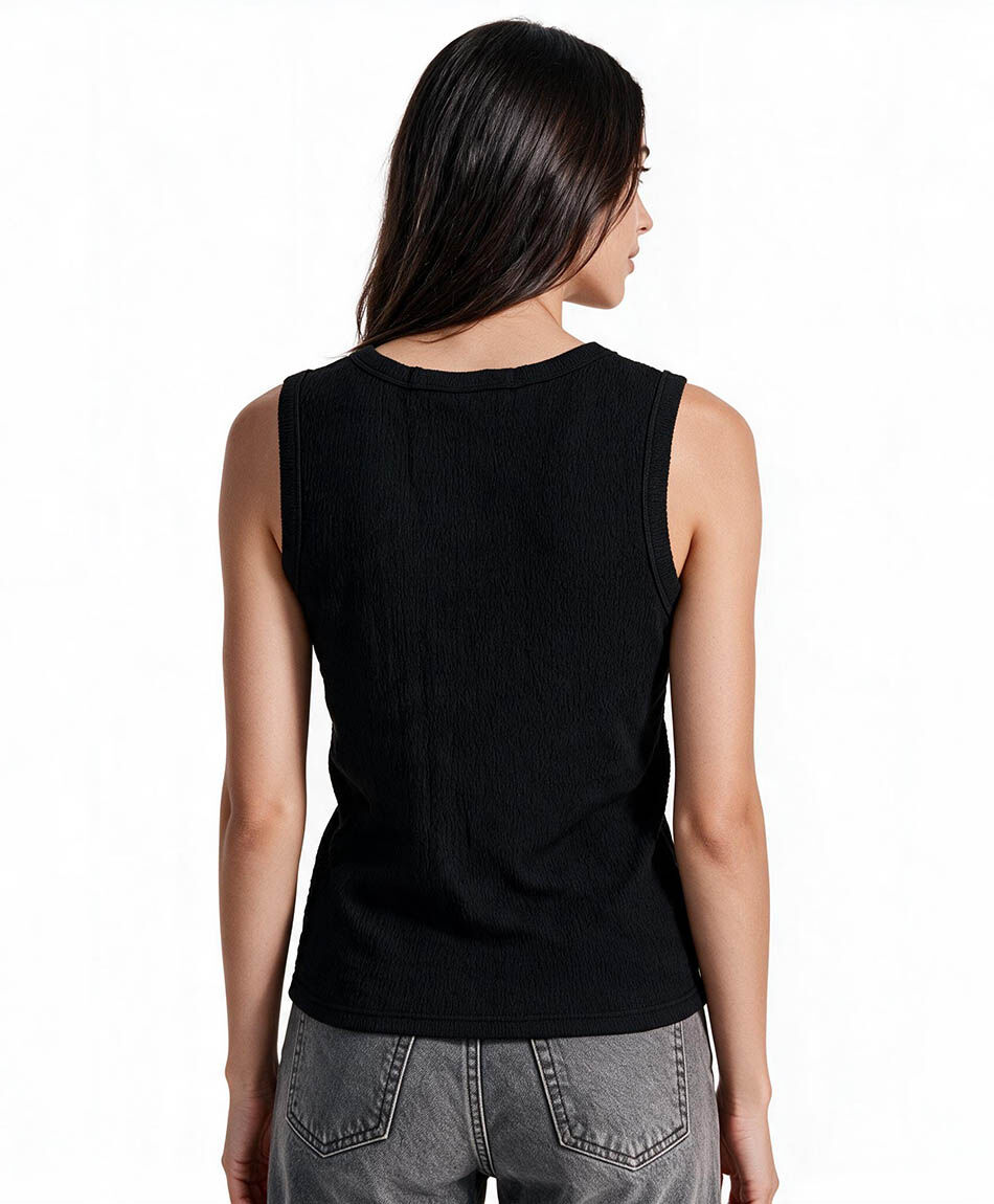 Polera mujer sin mangas b&aacute;sica