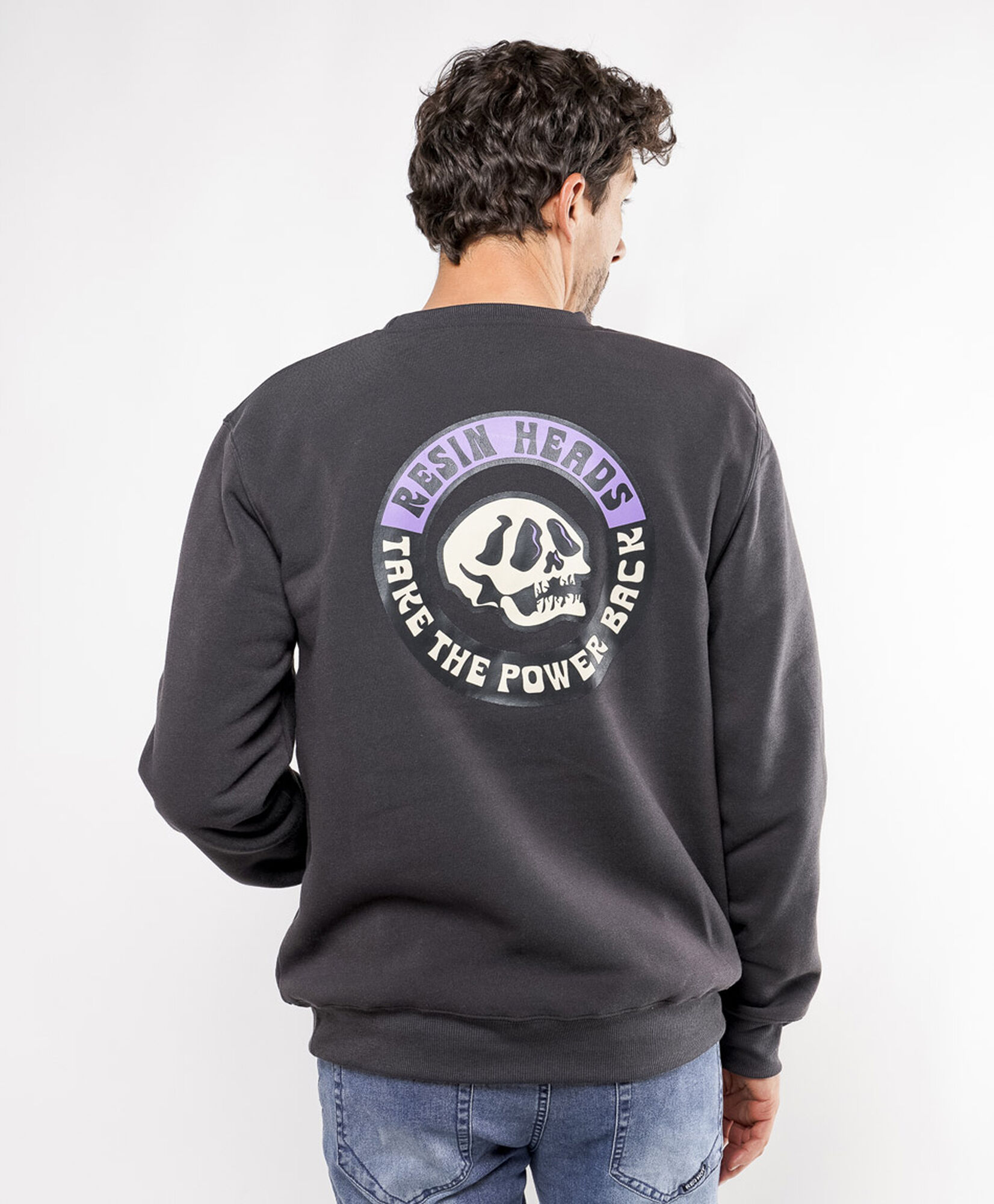 Polerón hombre doble estampado calavera Polerón hombre doble estampado calavera