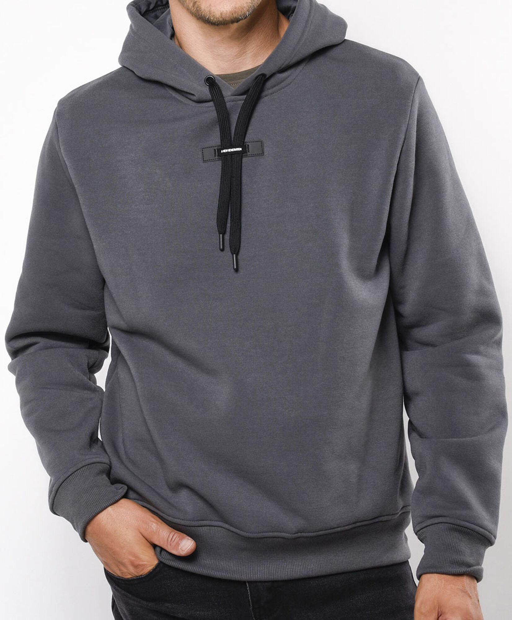 Polerón hombre liso con gorro Polerón hombre liso con gorro