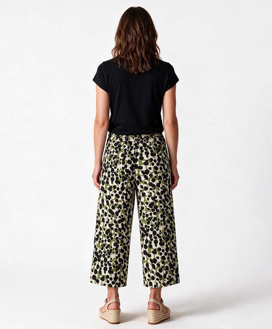 Pantal&oacute;n mujer c&iacute;rculos