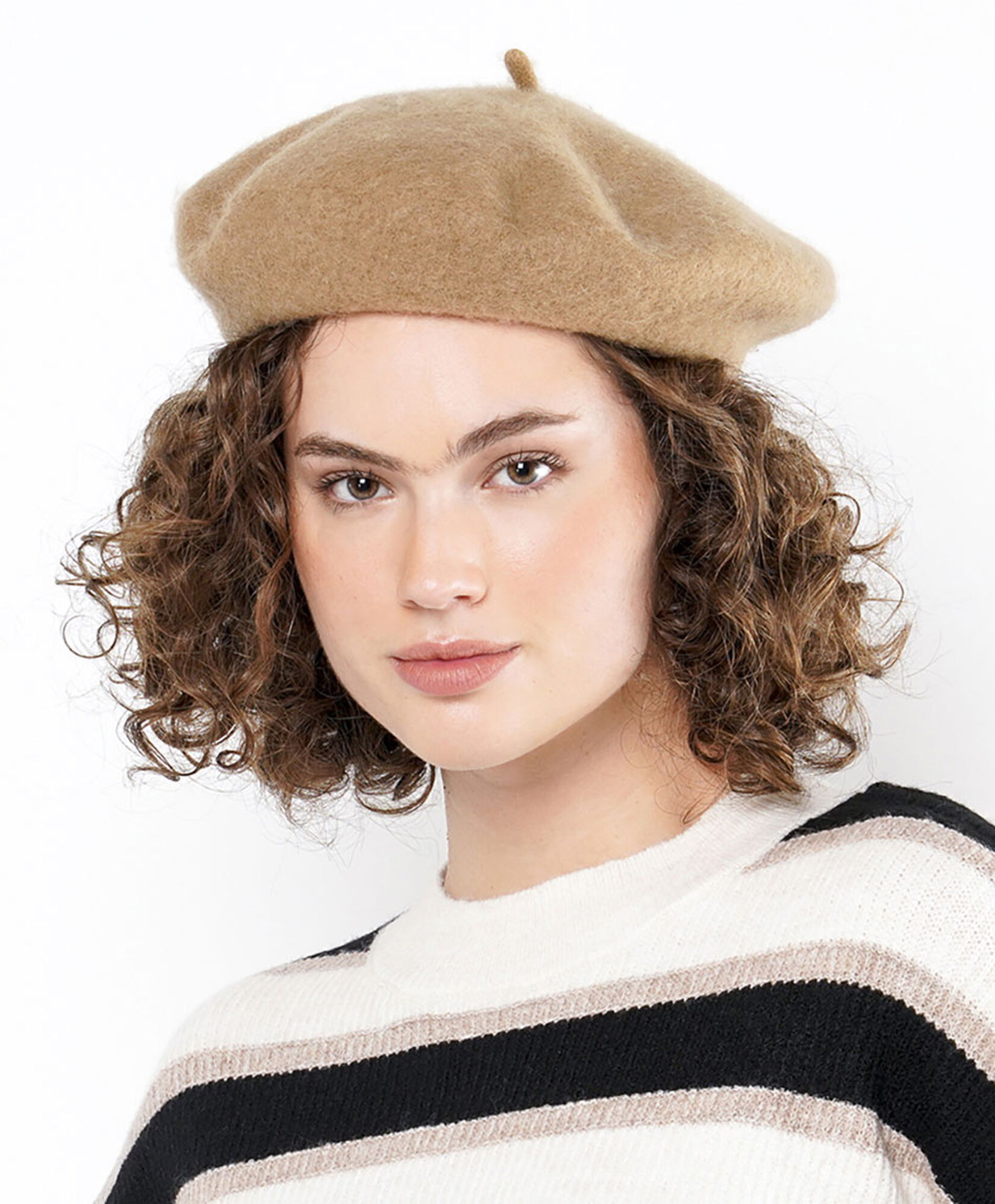 Boina mujer lisa beige Boina mujer lisa beige