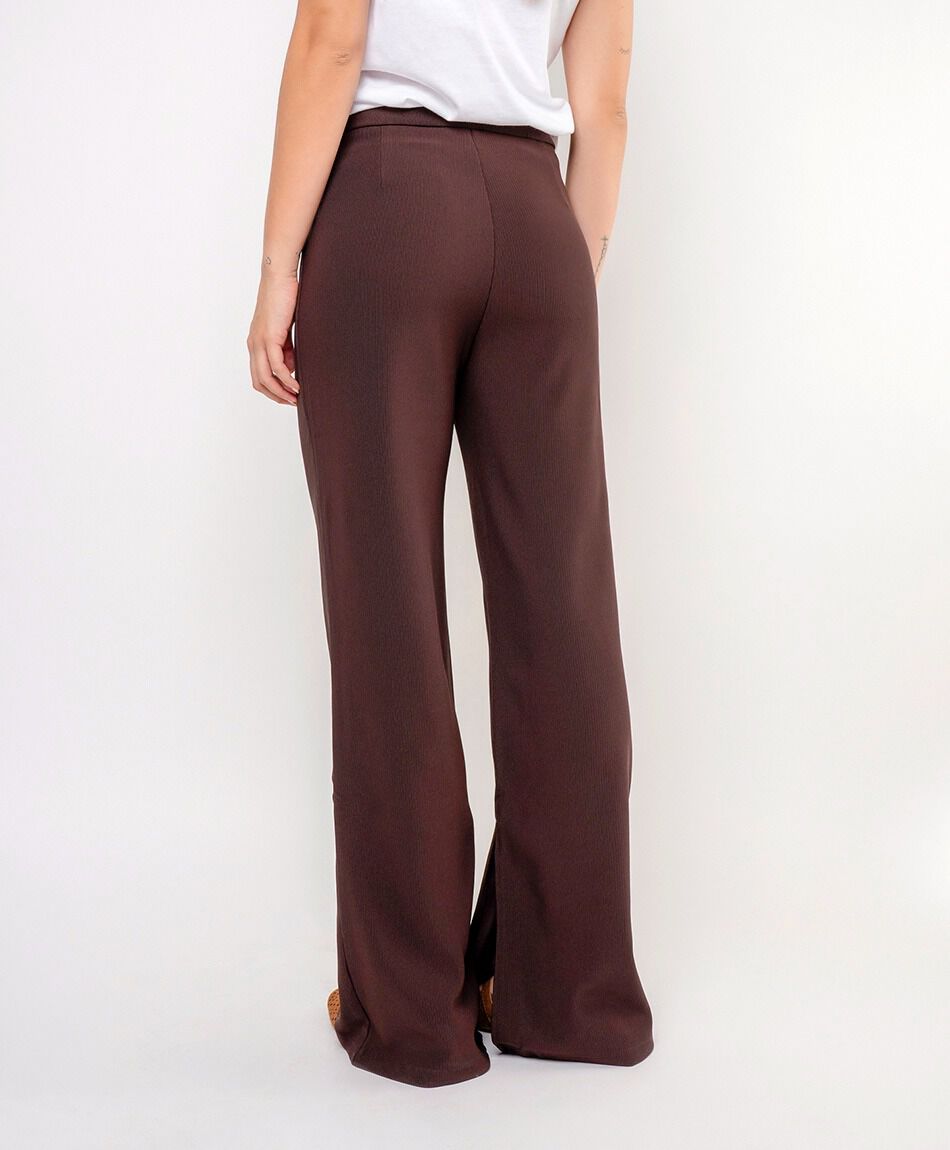 Pantal&oacute;n mujer basta abierta