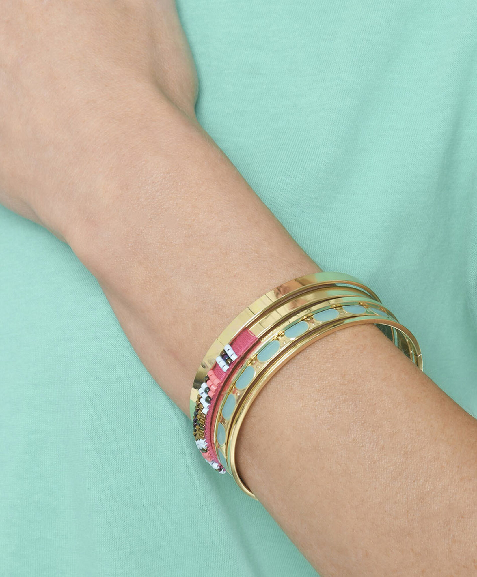 Set 5 pulseras mujer aros dorados Set 5 pulseras mujer aros dorados