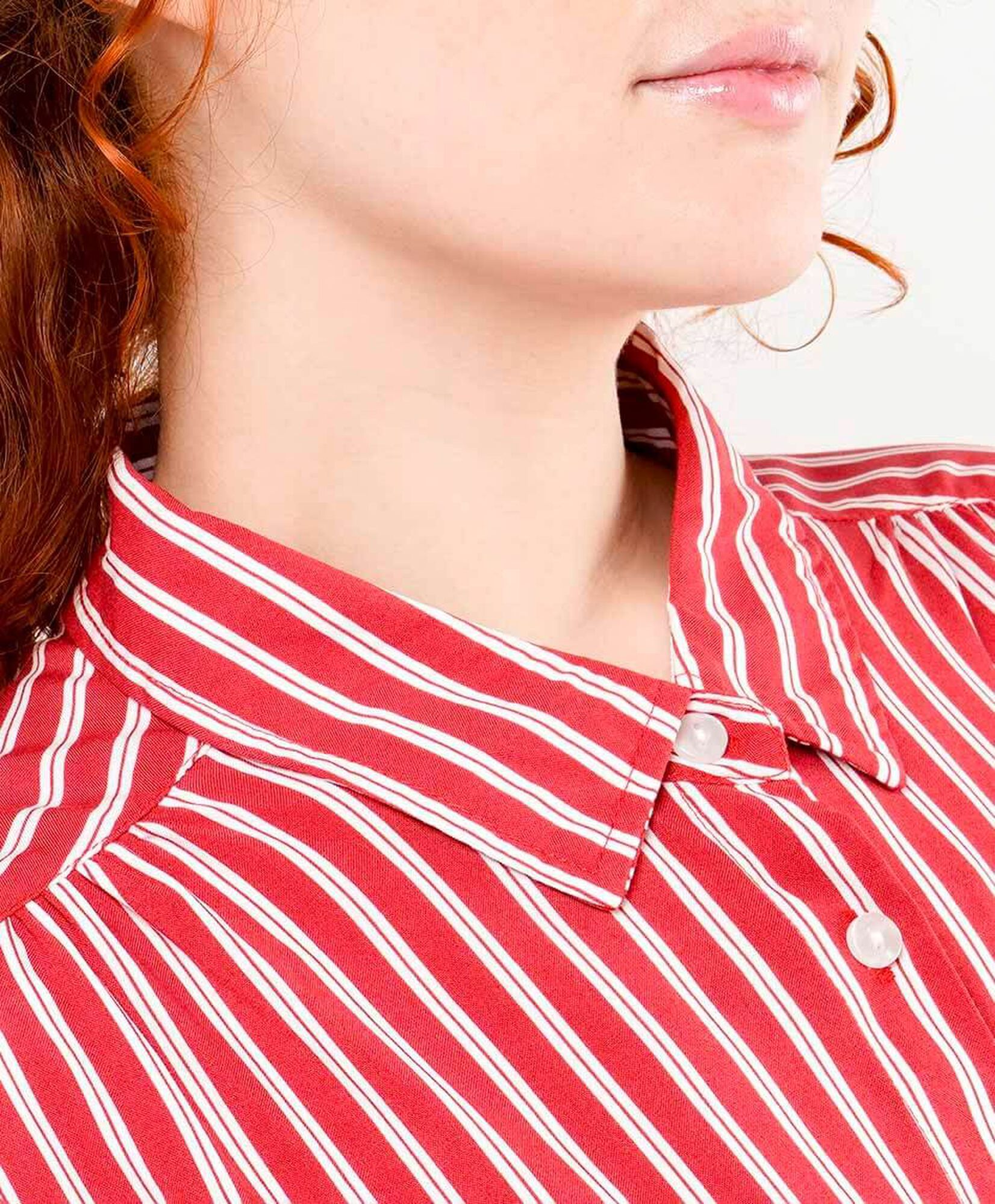 Blusa mujer líneas roja manga mini Blusa mujer líneas roja manga mini